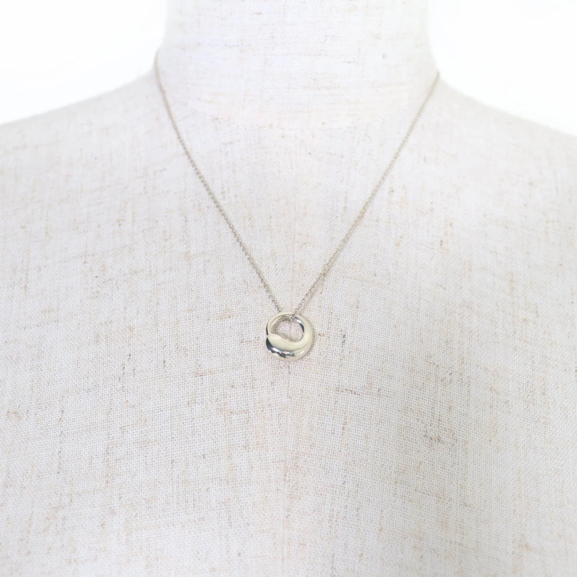 Elsa Peretti Pendant Necklace Sterling Silver 18mm - Image 3