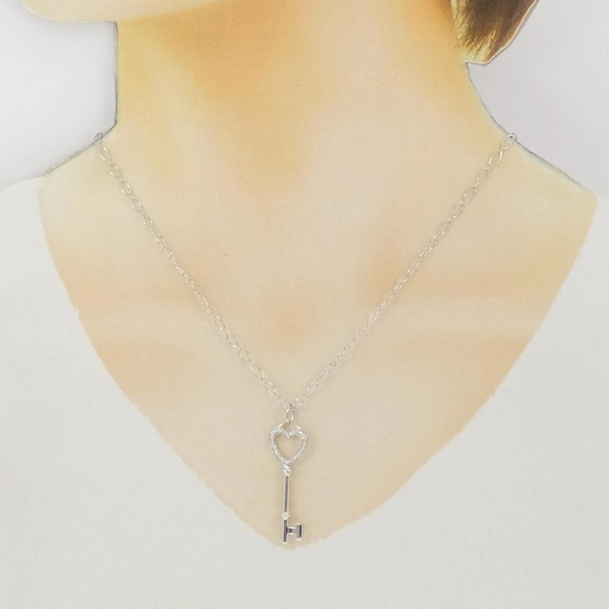 Heart Key Pendant Necklace 18K White Gold Medium with Diamond - Image 6