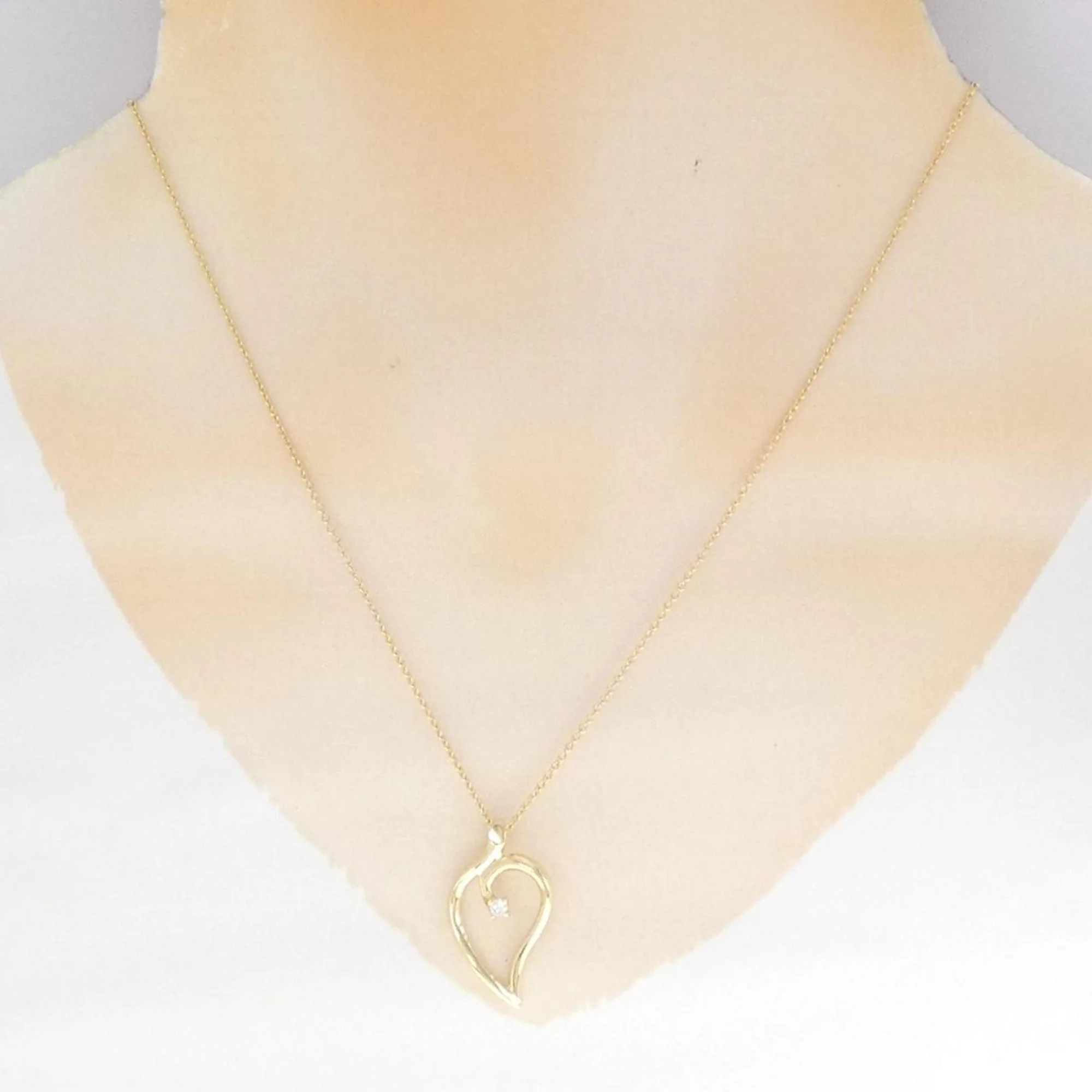 Pendant Necklace 18K Yellow Gold with Diamond - Image 6