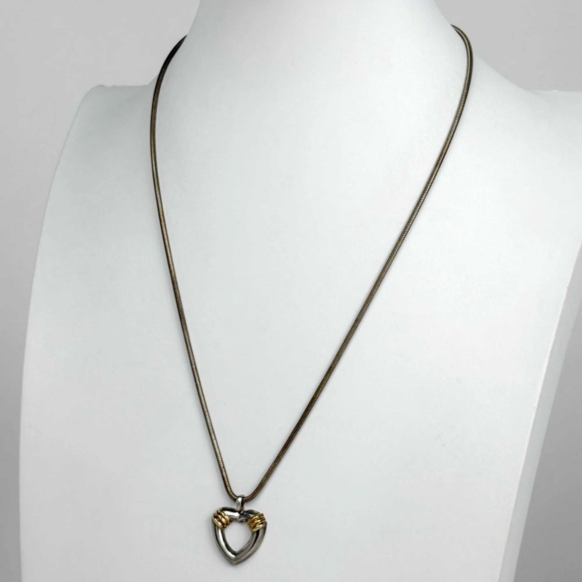 Pendant Necklace Sterling Silver and 18K Gold - Image 4