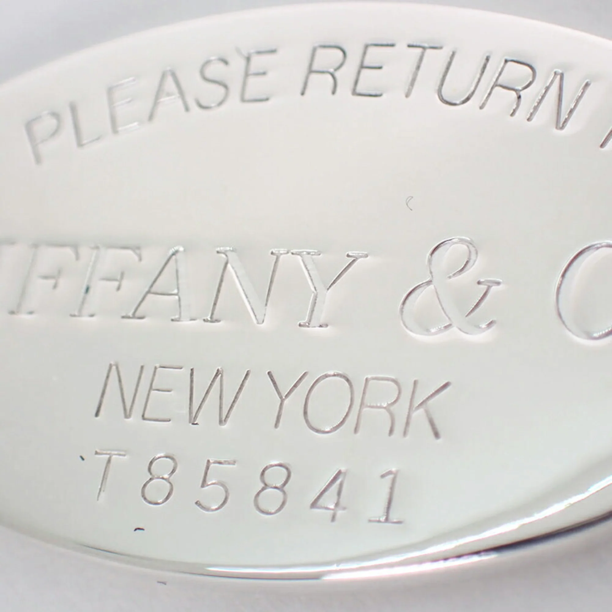 Return To Tiffany Oval Pendant Necklace Sterling Silver - Image 4