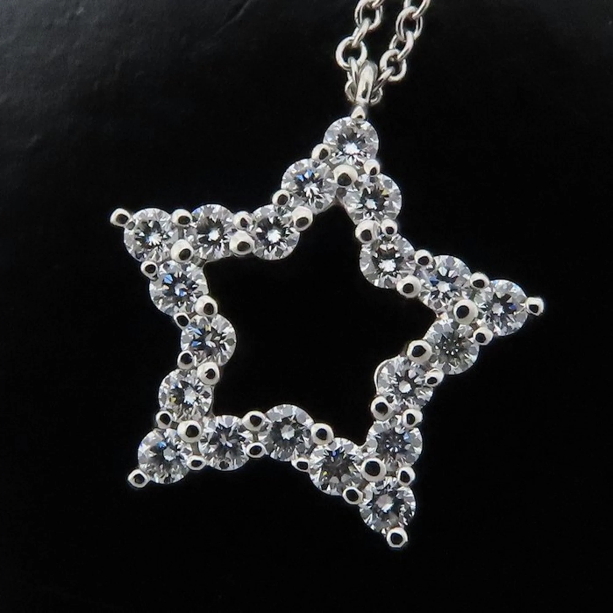 Star Pendant Necklace Platinum with Diamond - Image 6