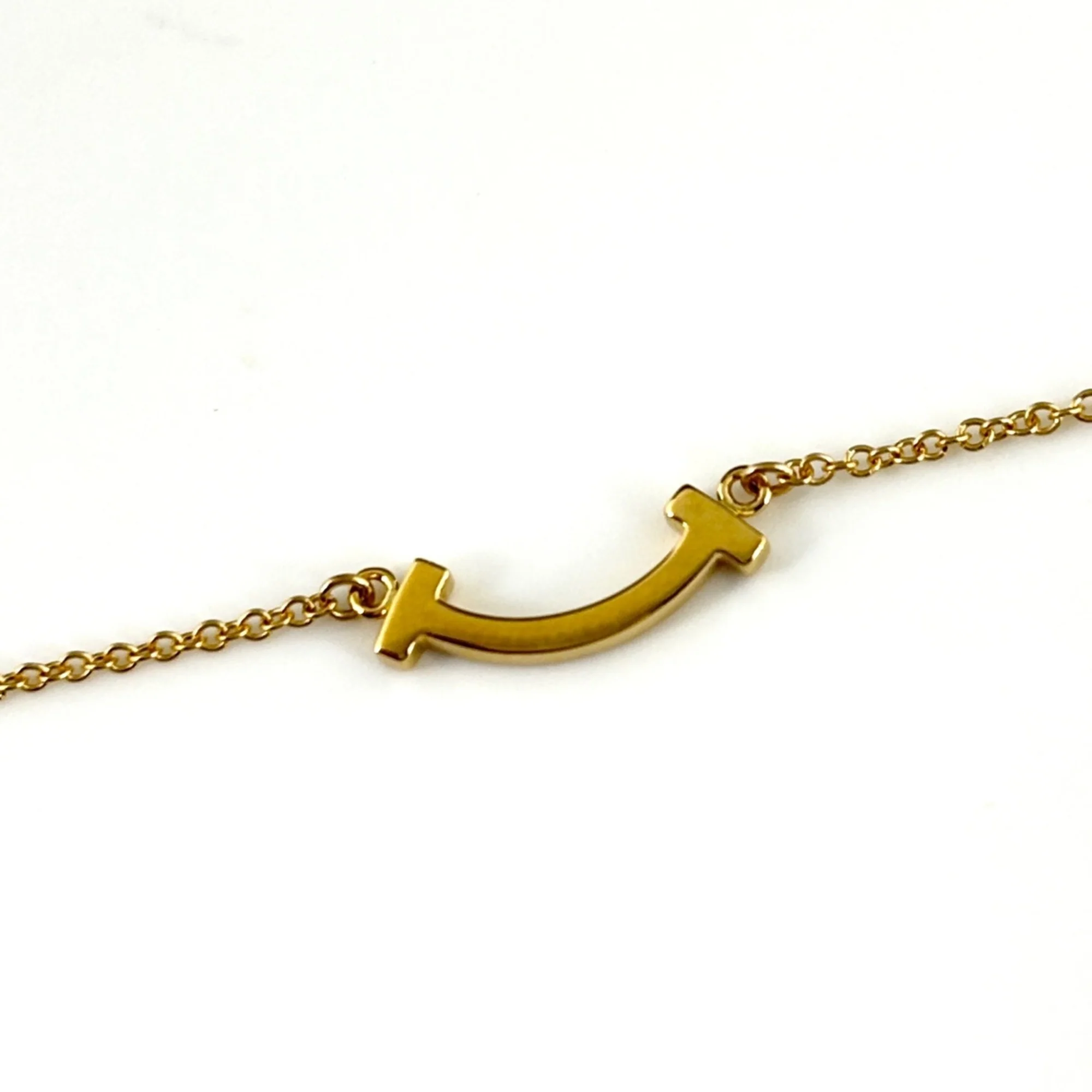 T Smile Mini Pendant Necklace 18K Yellow Gold - Image 2