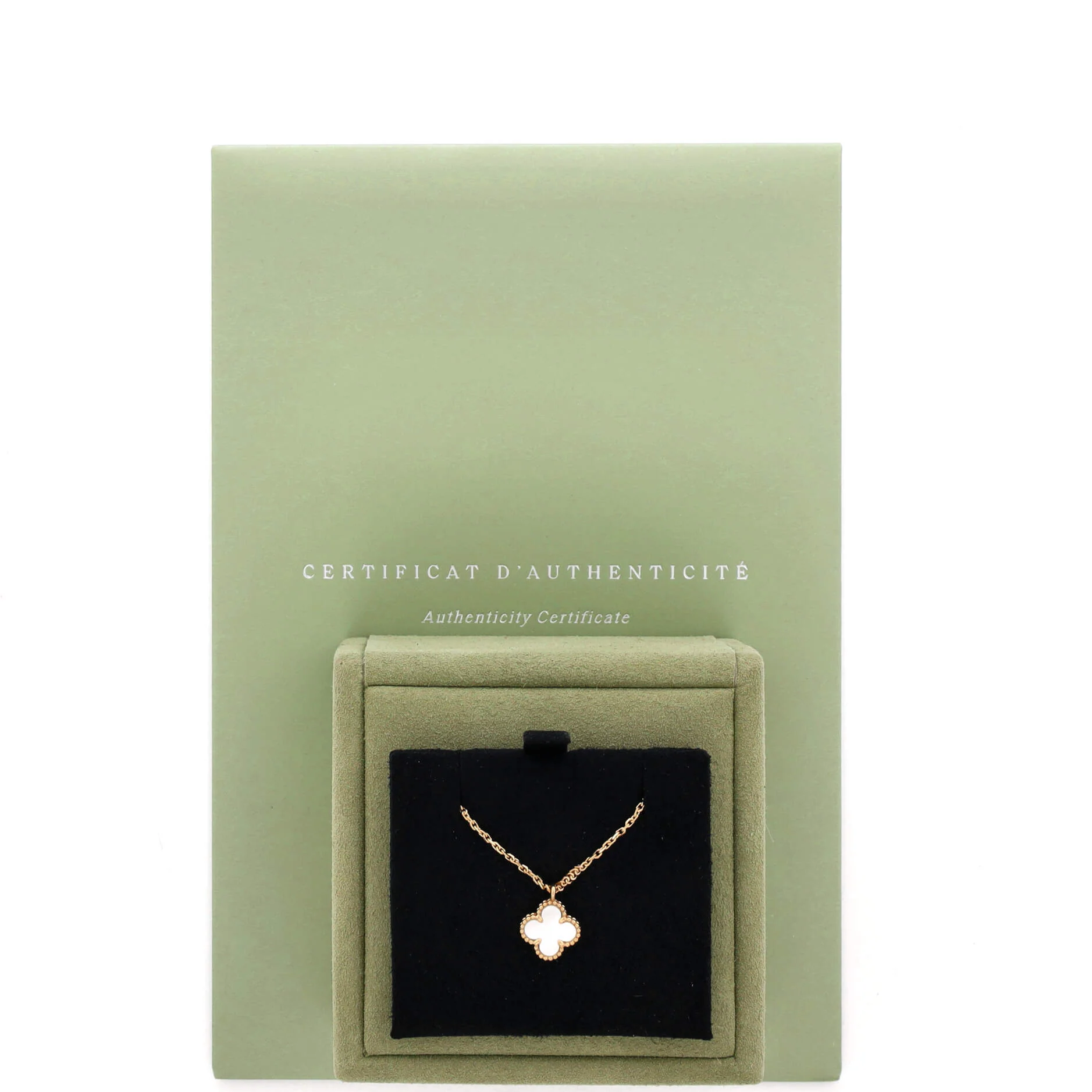 Sweet Alhambra Pendant Necklace 18K Yellow Gold and Mother of Pearl - Image 5