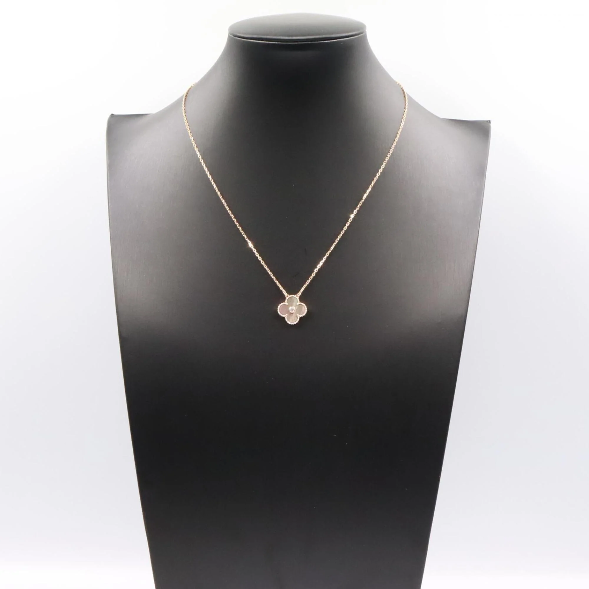 Vintage Alhambra Pendant Necklace 18K Rose Gold - Image 6