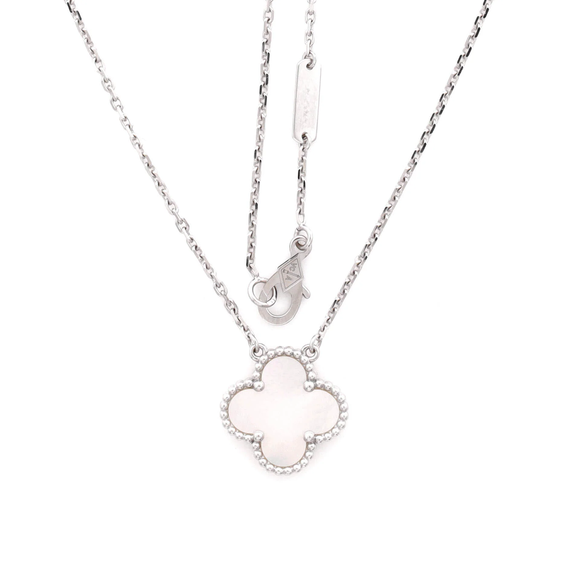 Vintage Alhambra Pendant Necklace 18K White Gold and Mother of Pearl - Image 3