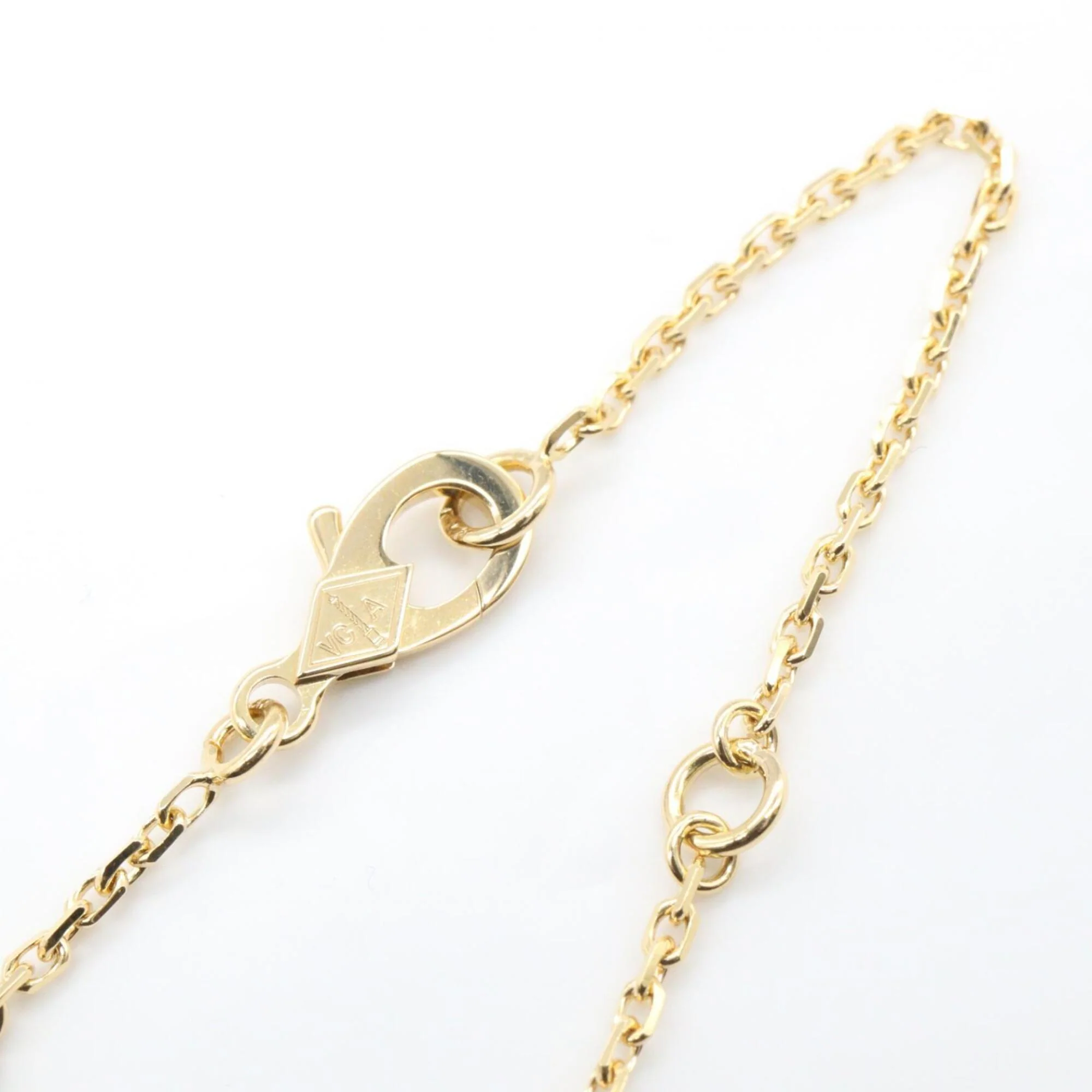 Vintage Alhambra Pendant Necklace 18K Yellow Gold - Image 4