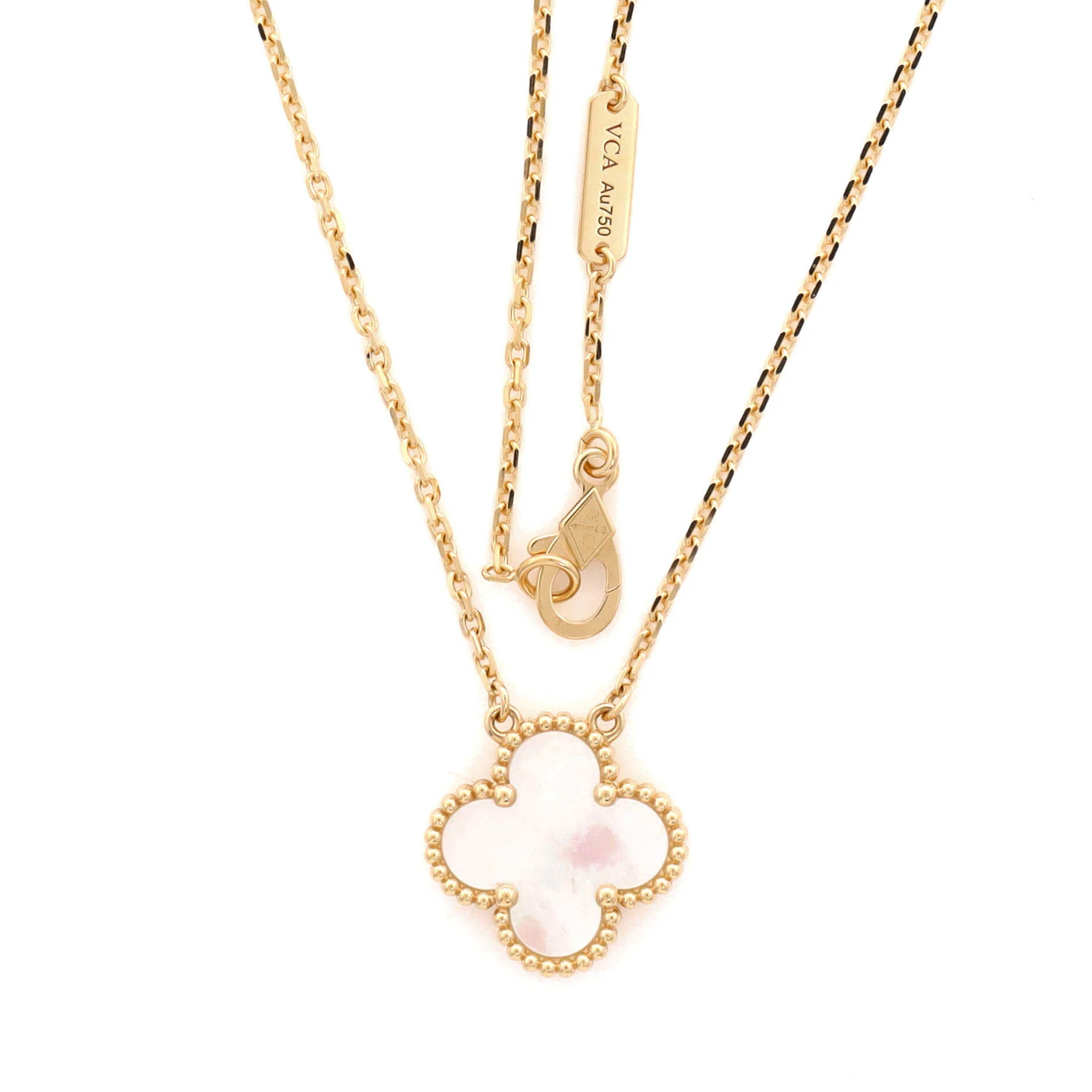 Vintage Alhambra Pendant Necklace 18K Yellow Gold and Mother of Pearl - Image 3