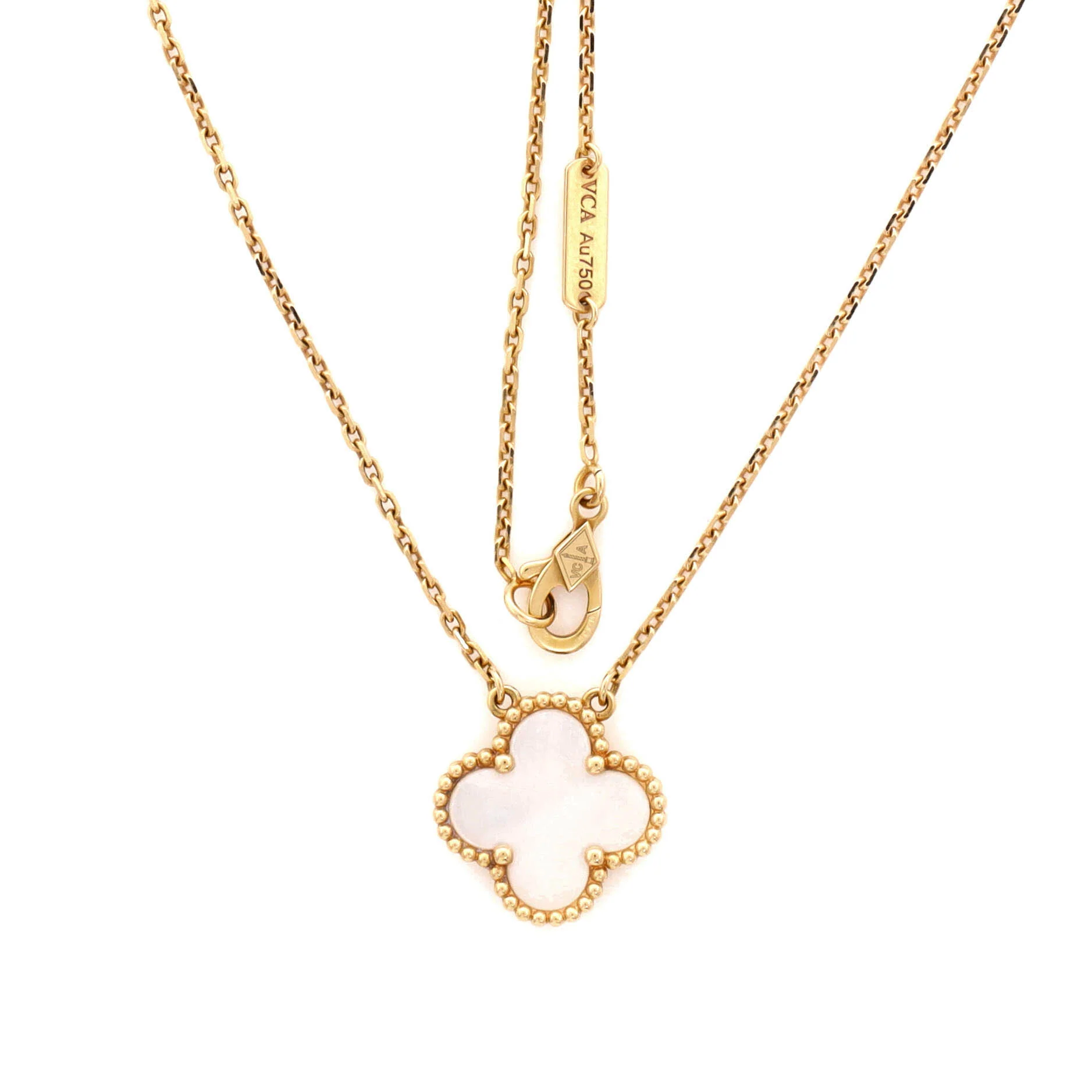 Vintage Alhambra Pendant Necklace 18K Yellow Gold and Mother of Pearl - Image 3