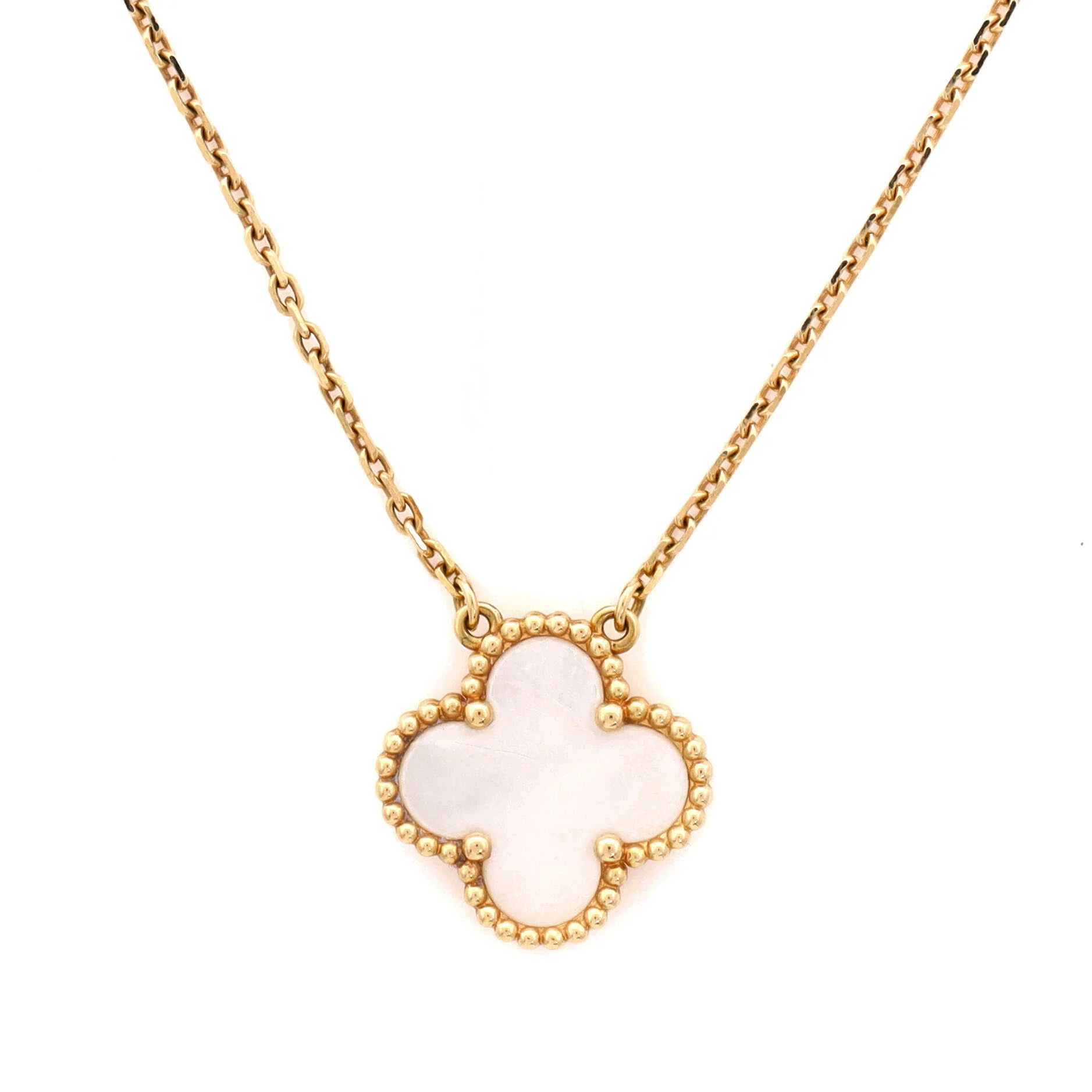 Vintage Alhambra Pendant Necklace 18K Yellow Gold and Mother of Pearl - Image 4