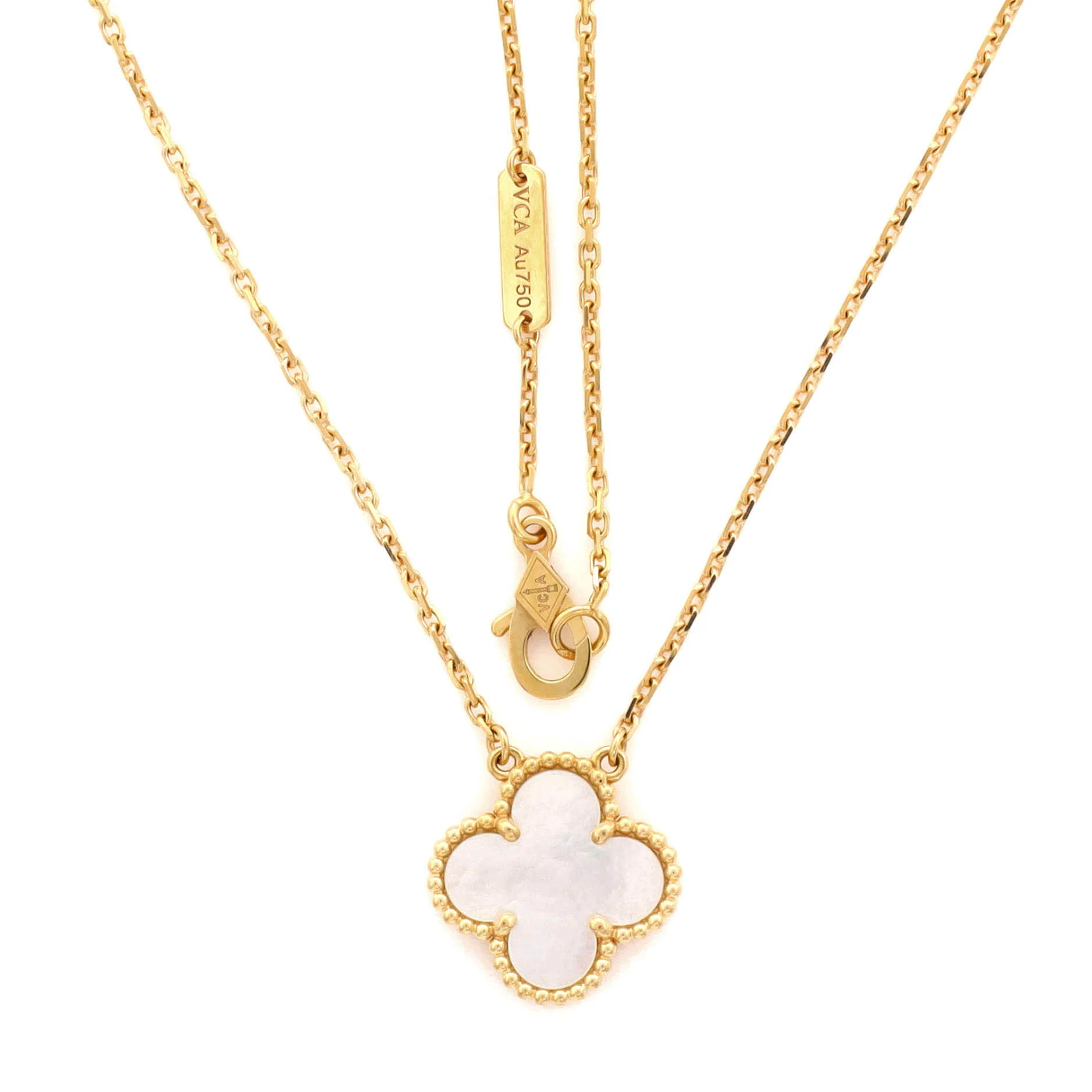 Vintage Alhambra Pendant Necklace 18K Yellow Gold and Mother of Pearl - Image 3