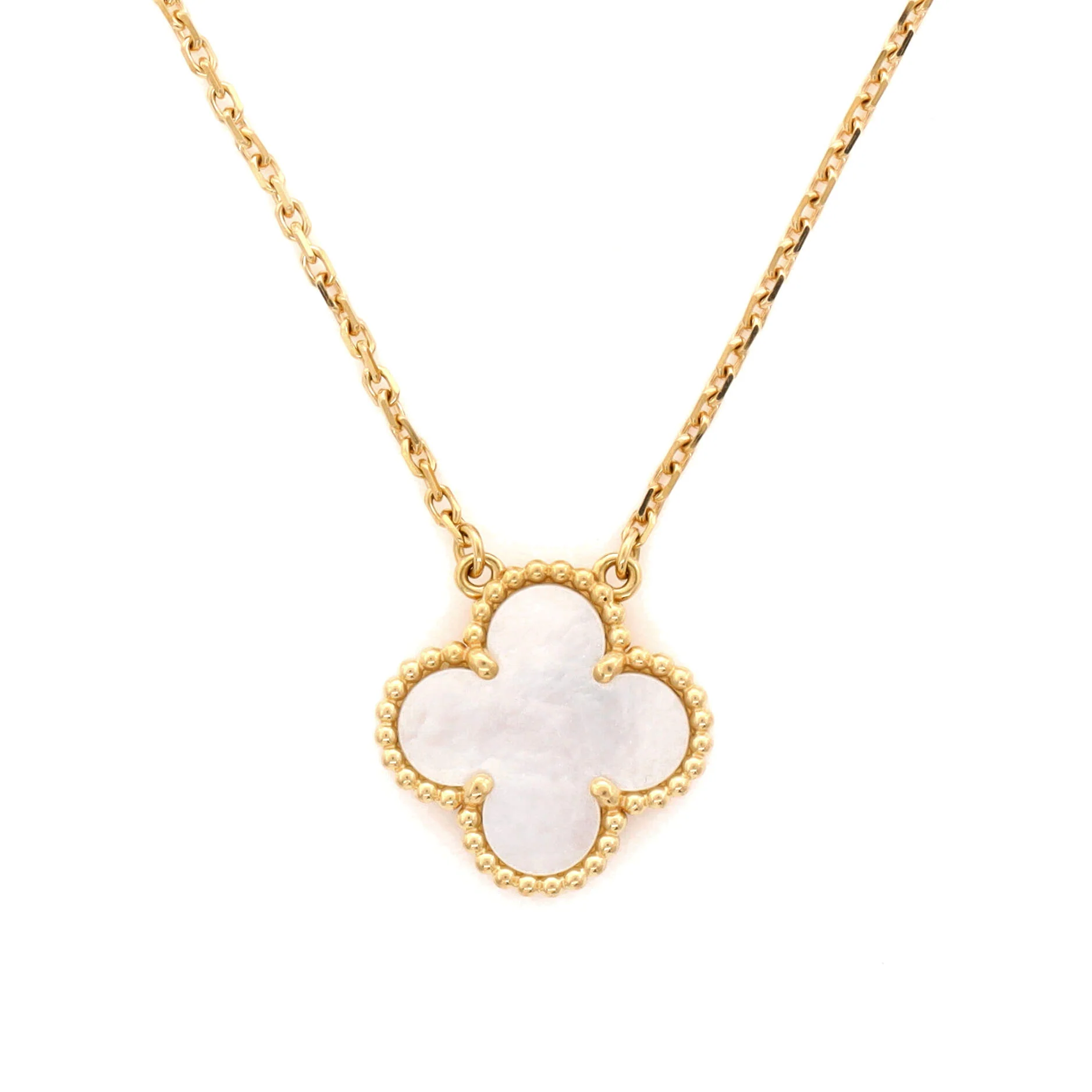 Vintage Alhambra Pendant Necklace 18K Yellow Gold and Mother of Pearl - Image 4