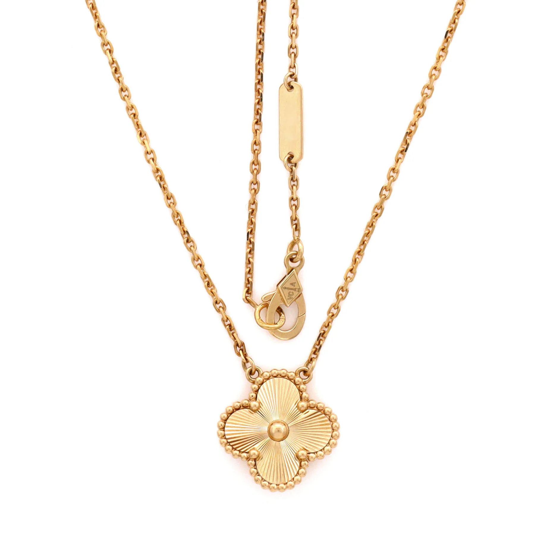 Vintage Alhambra Pendant Necklace Guilloche 18K Yellow Gold - Image 3
