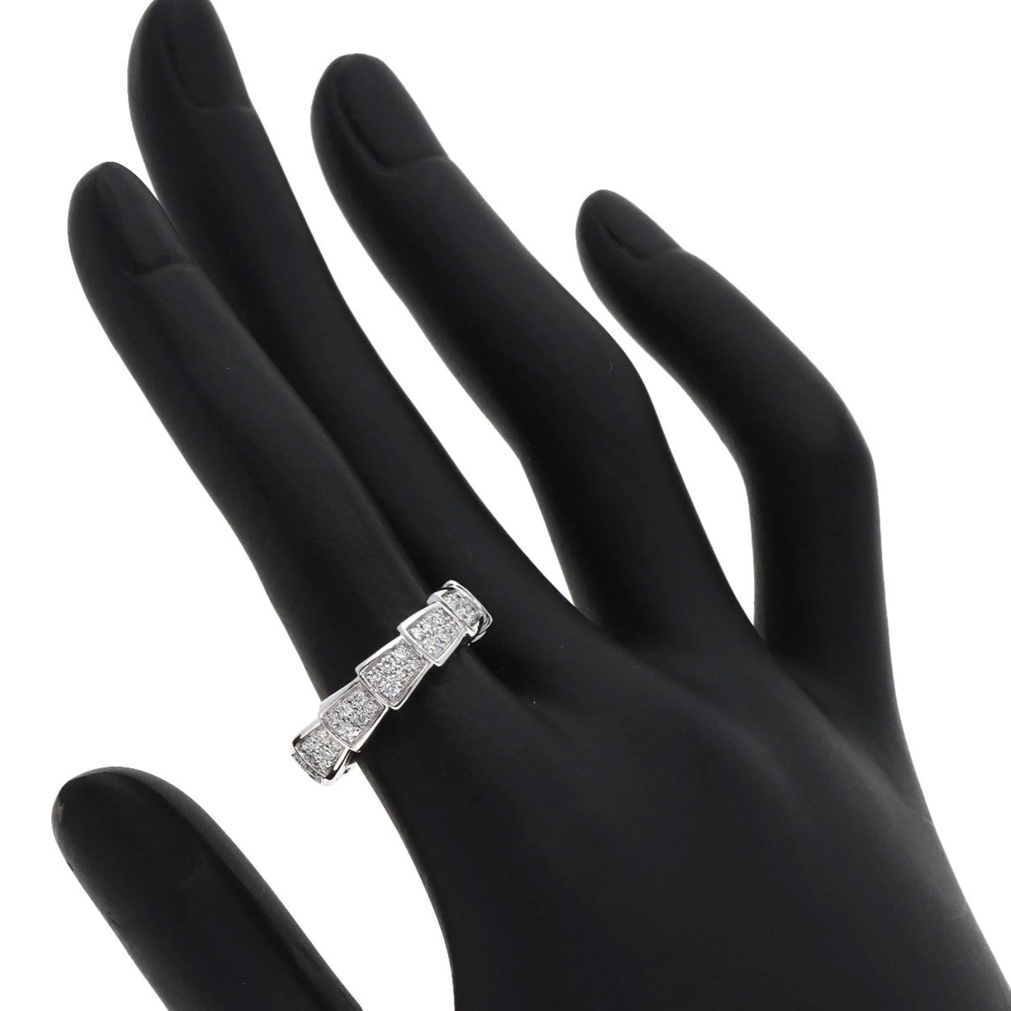 Serpenti Ring 18K White Gold with Diamonds - Image 5