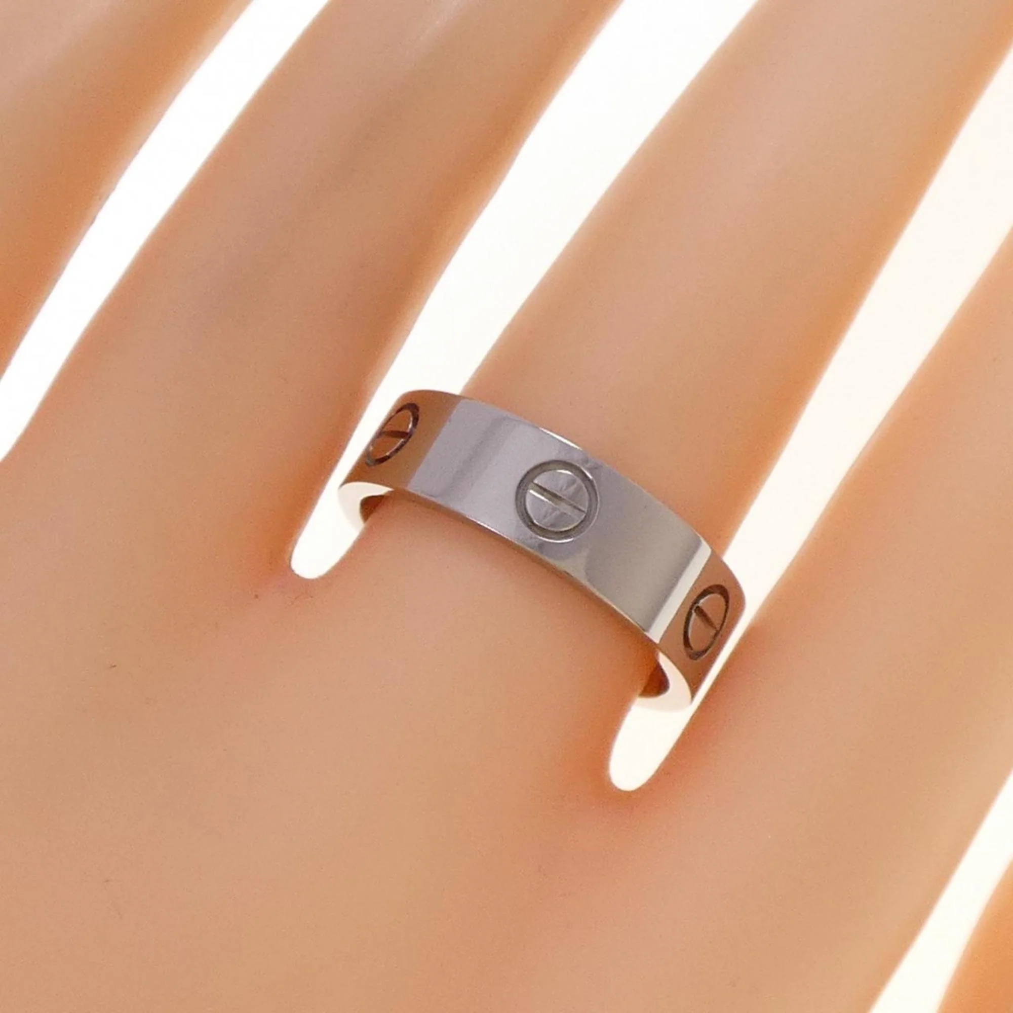 Love Ring 18K White Gold - Image 4