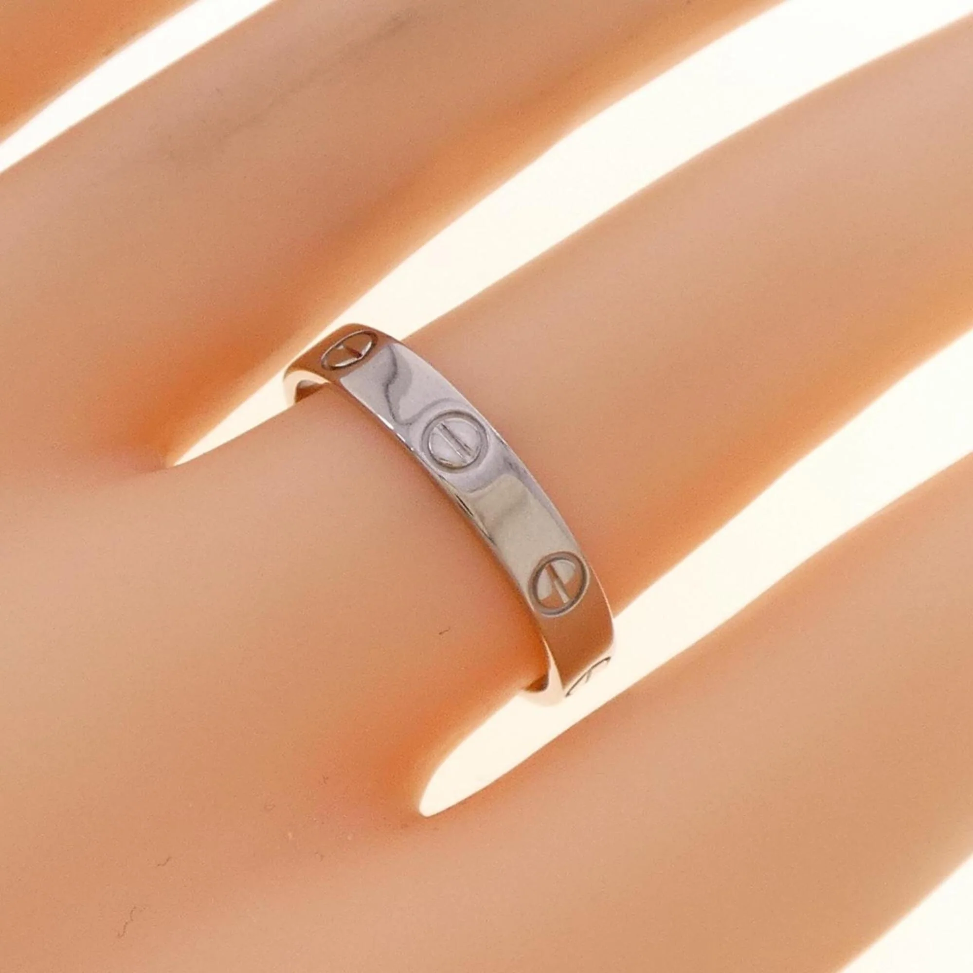 Love Ring 18K White Gold - Image 4