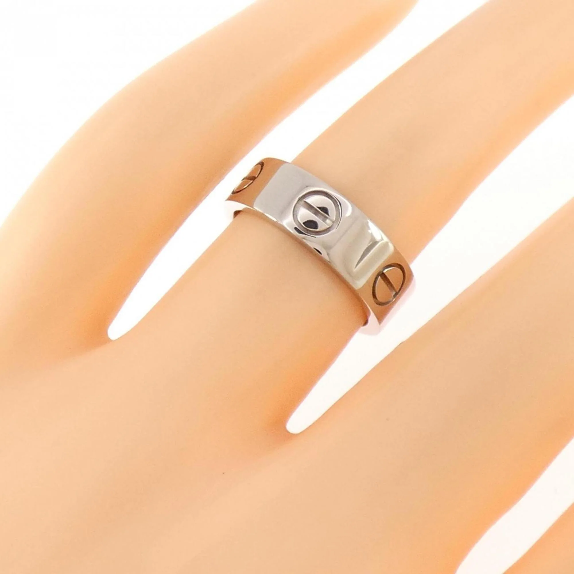 Love Ring 18K White Gold - Image 4