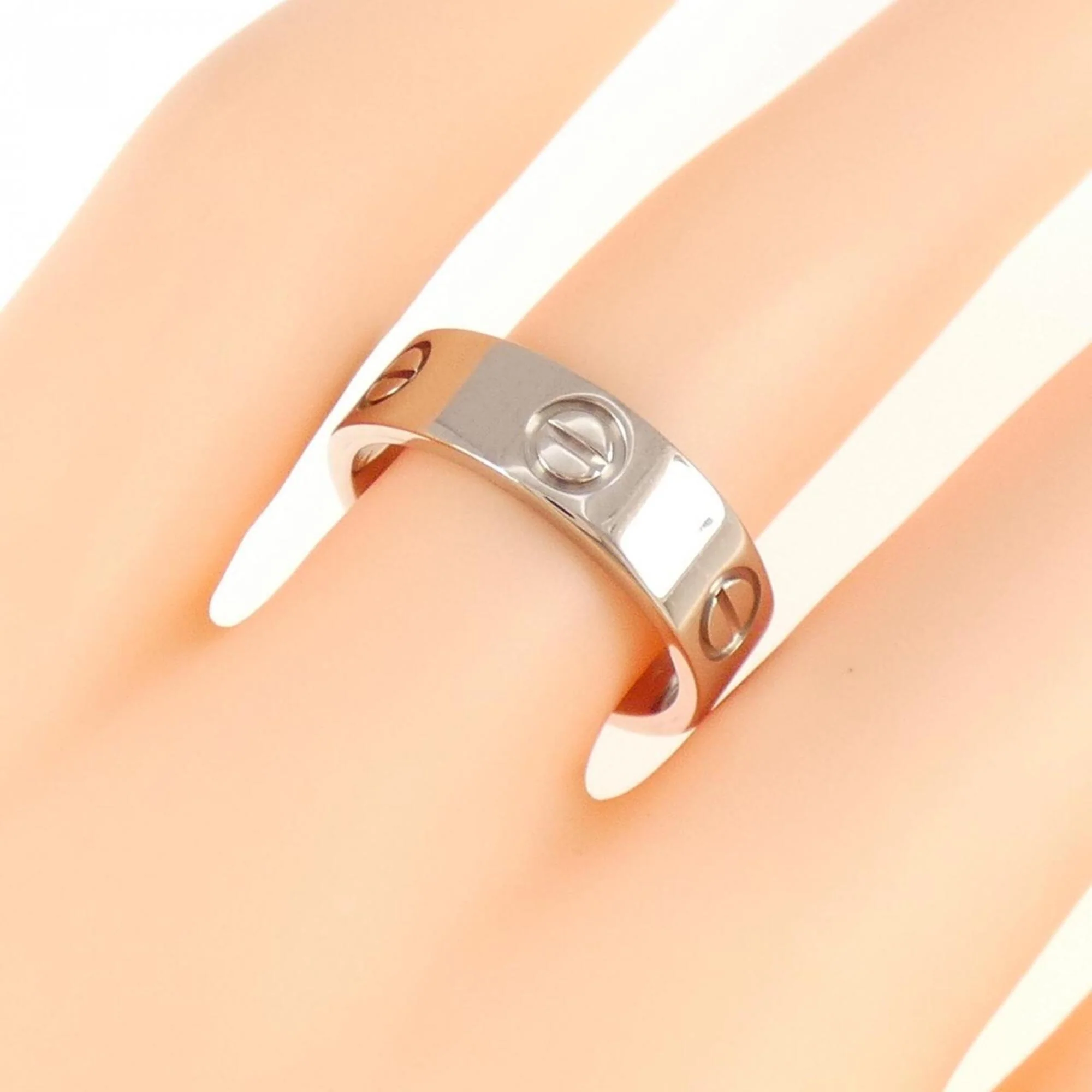 Love Ring 18K White Gold - Image 4