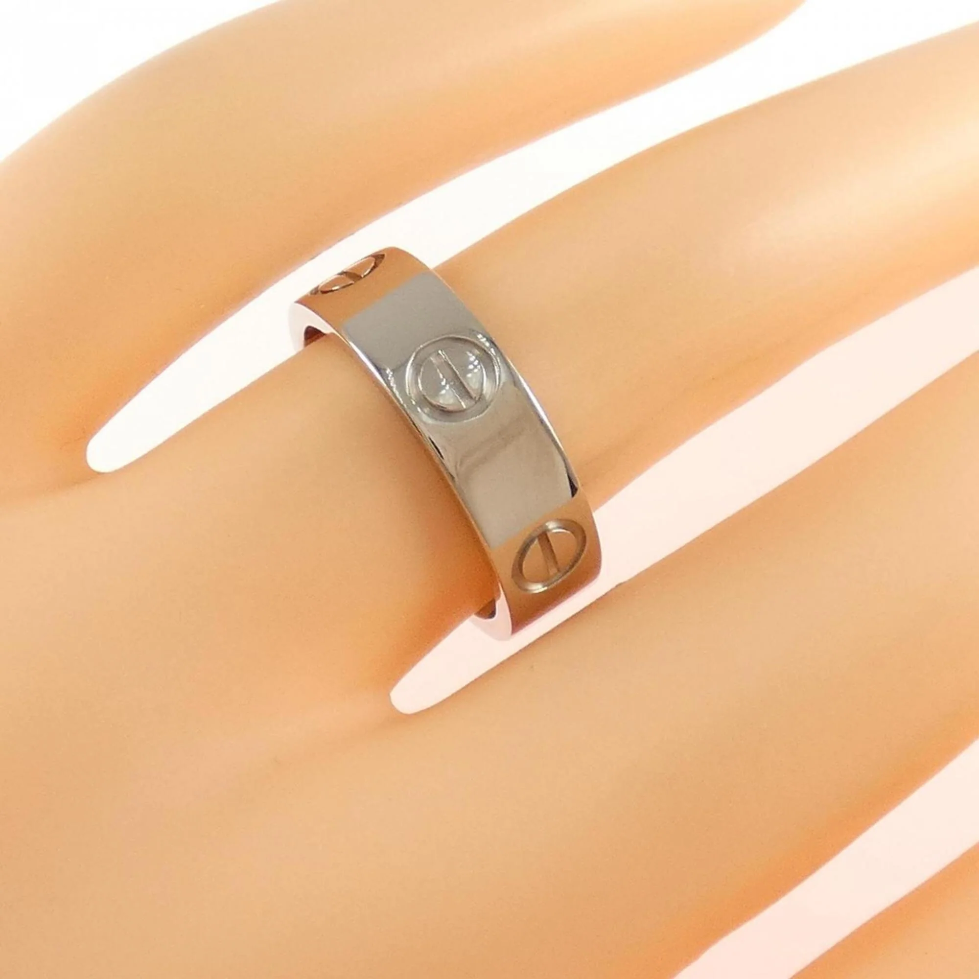 Love Ring 18K White Gold - Image 4