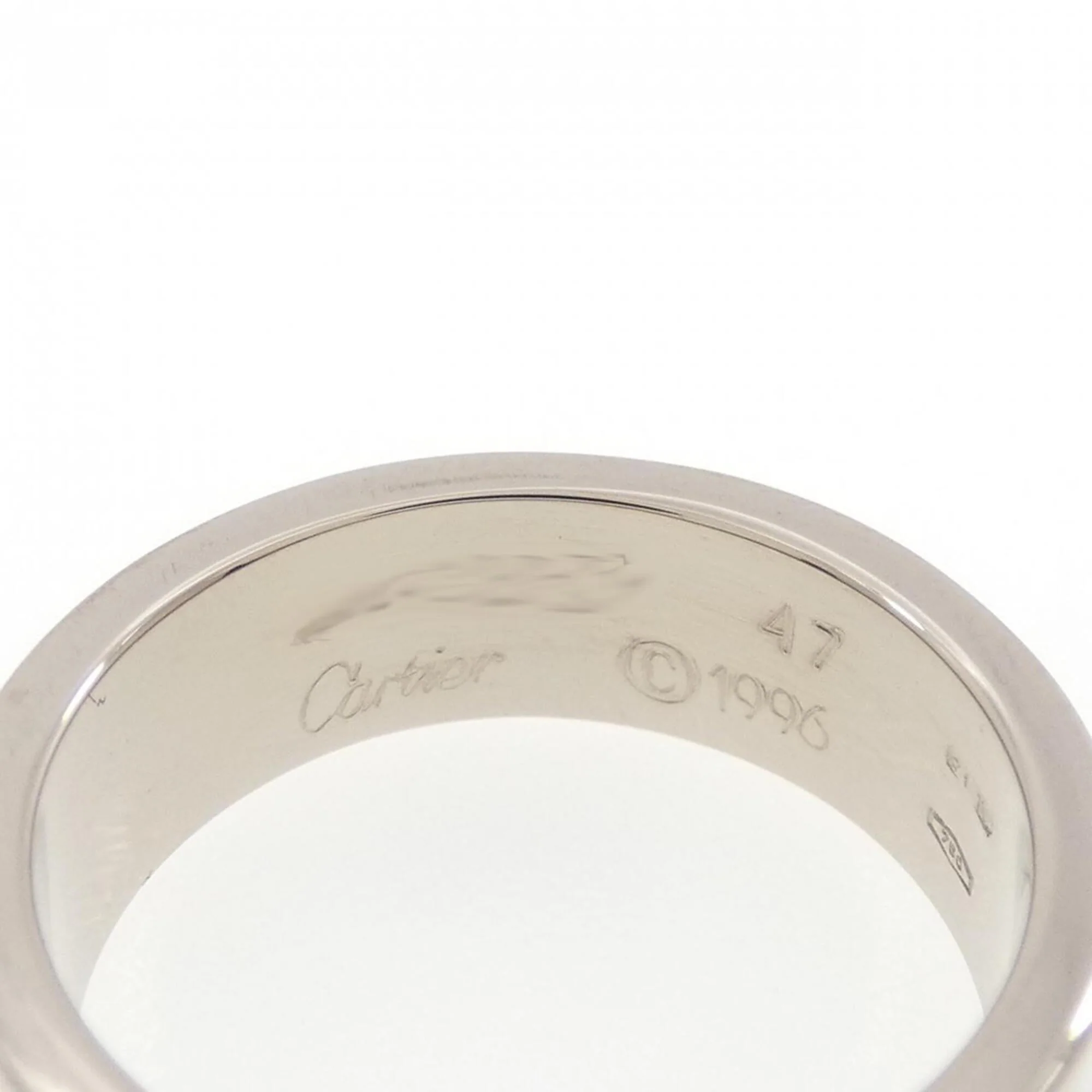 Love Ring 18K White Gold - Image 3