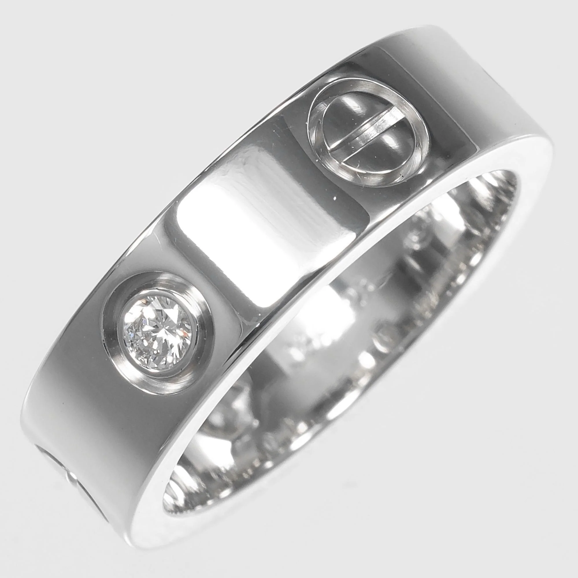 Love Ring 18K White Gold with Diamond - Image 7