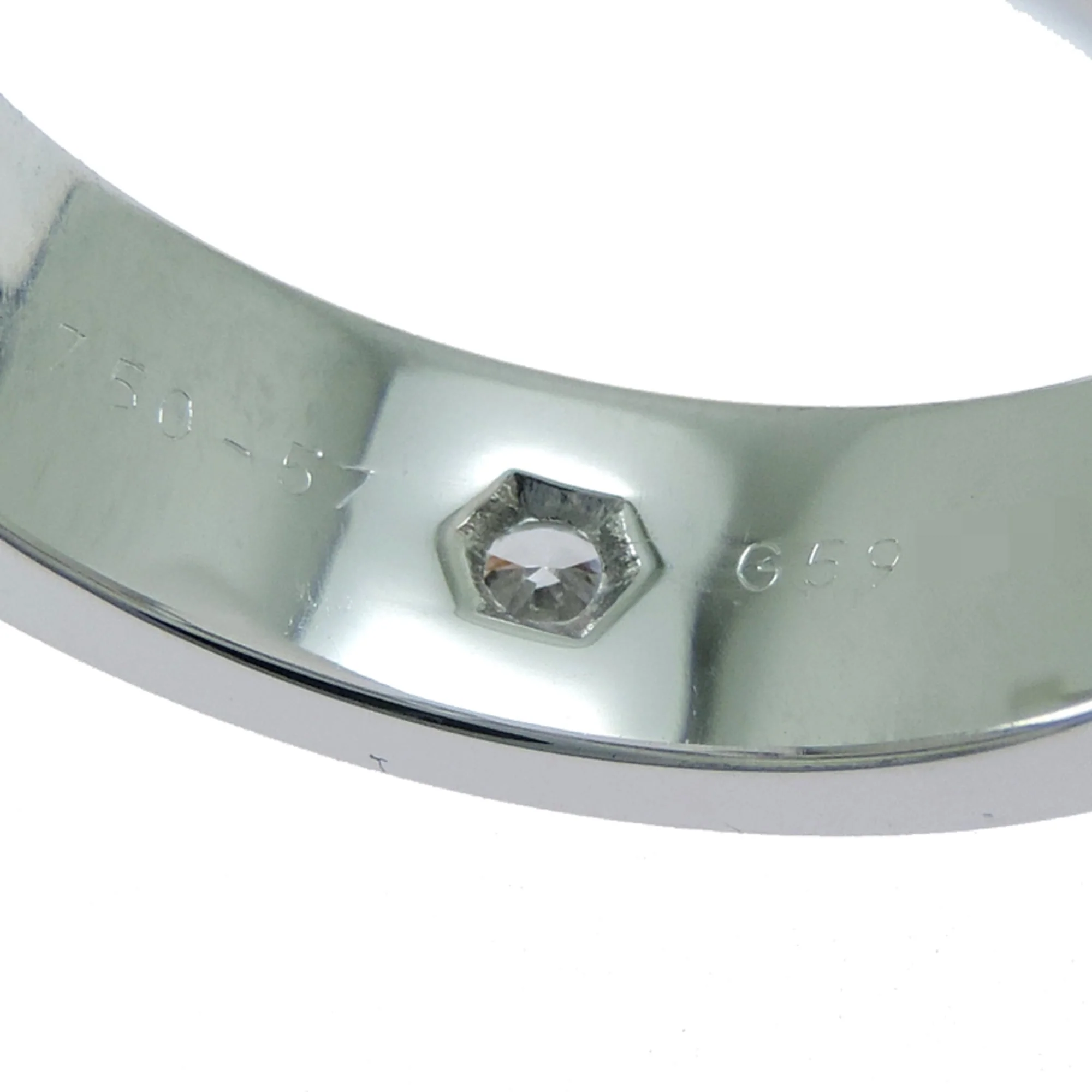 Love Ring 18K White Gold with Diamond - Image 6