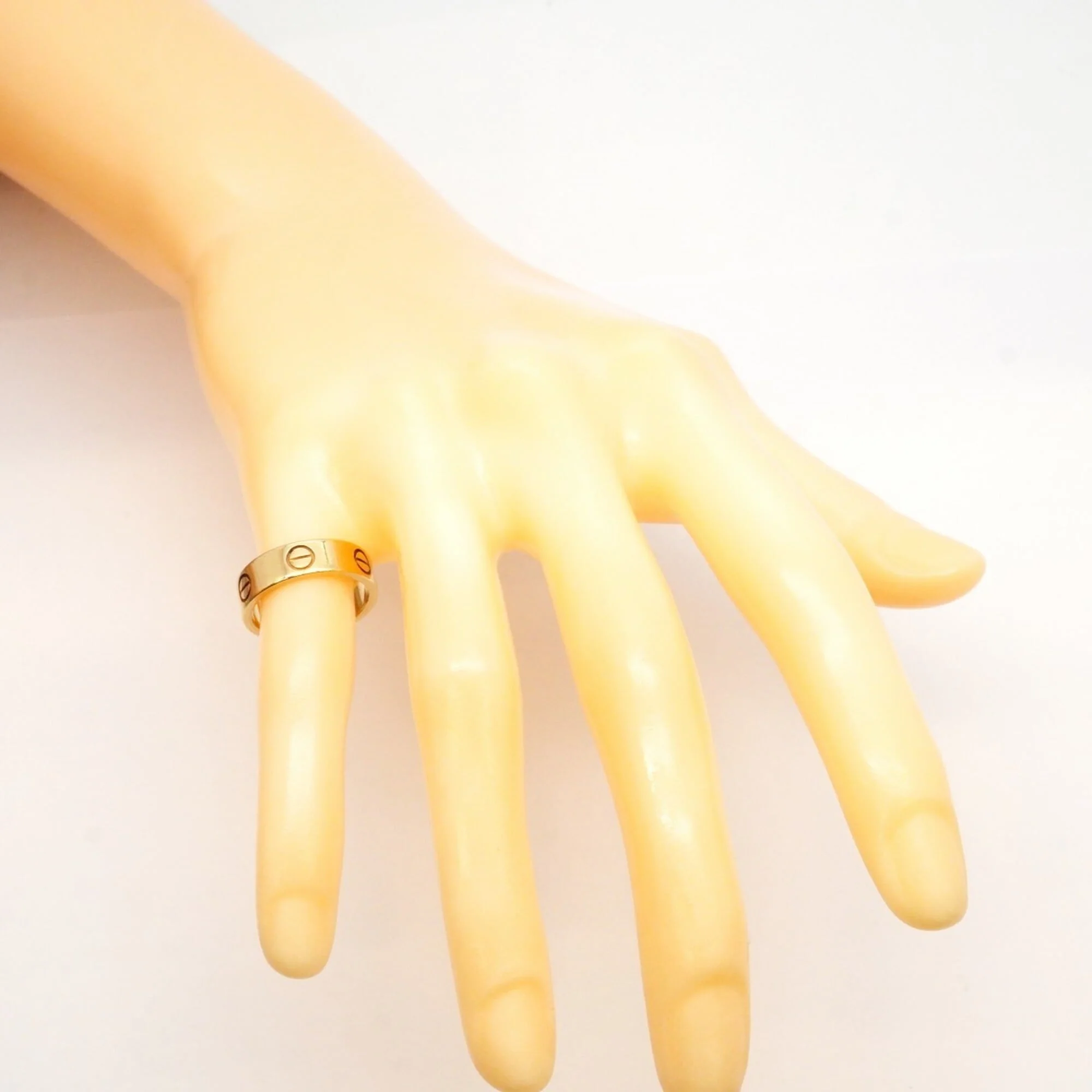 Love Ring 18K Yellow Gold - Image 7