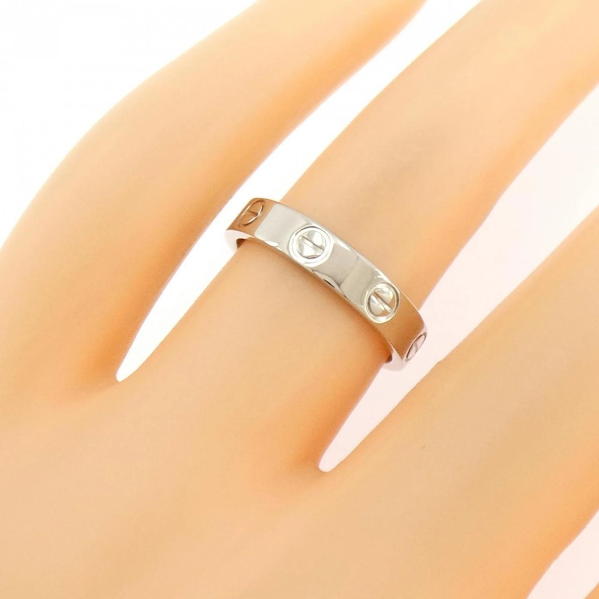 Mini Love Ring 18K White Gold - Image 4