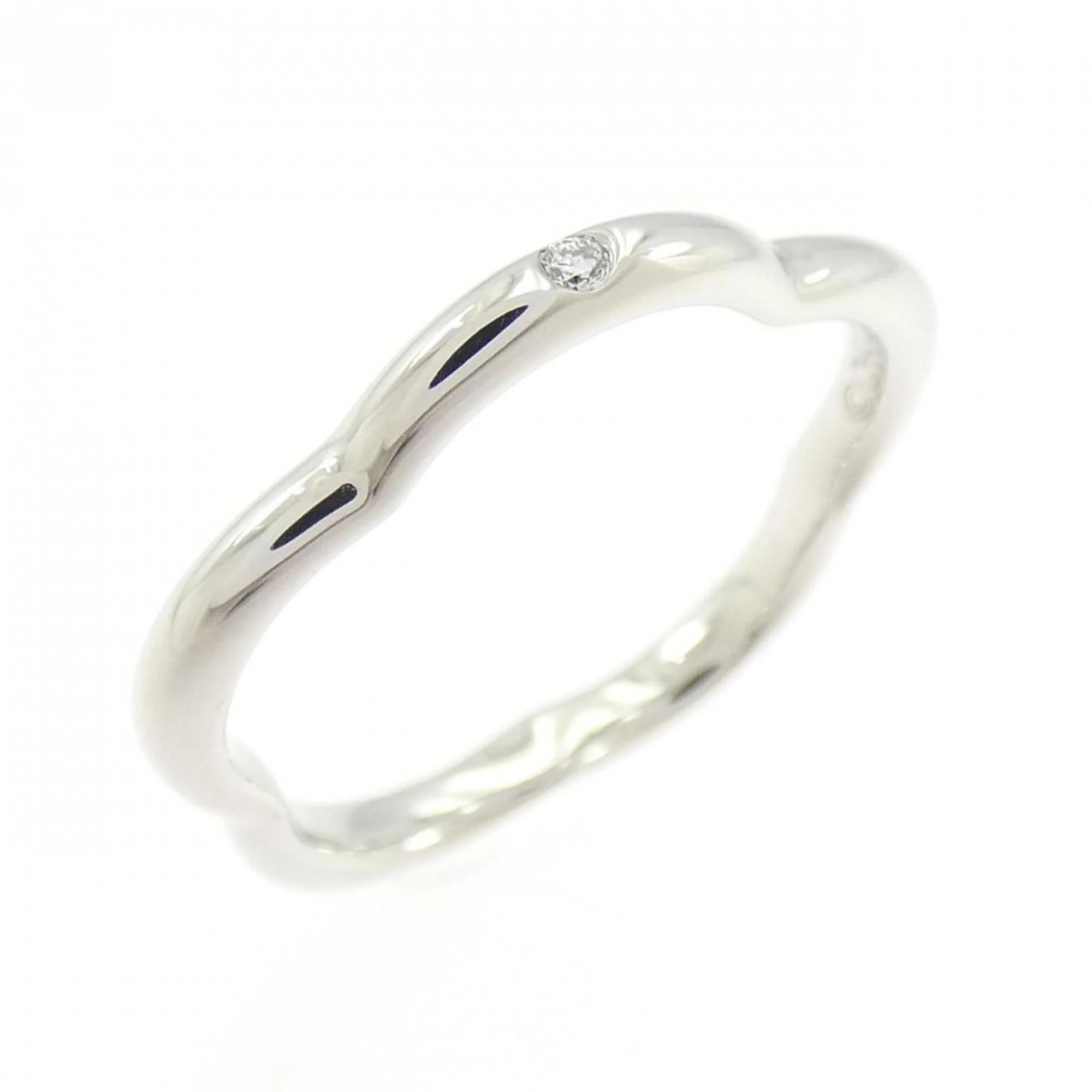 Camellia Ring 18K White Gold with Diamond