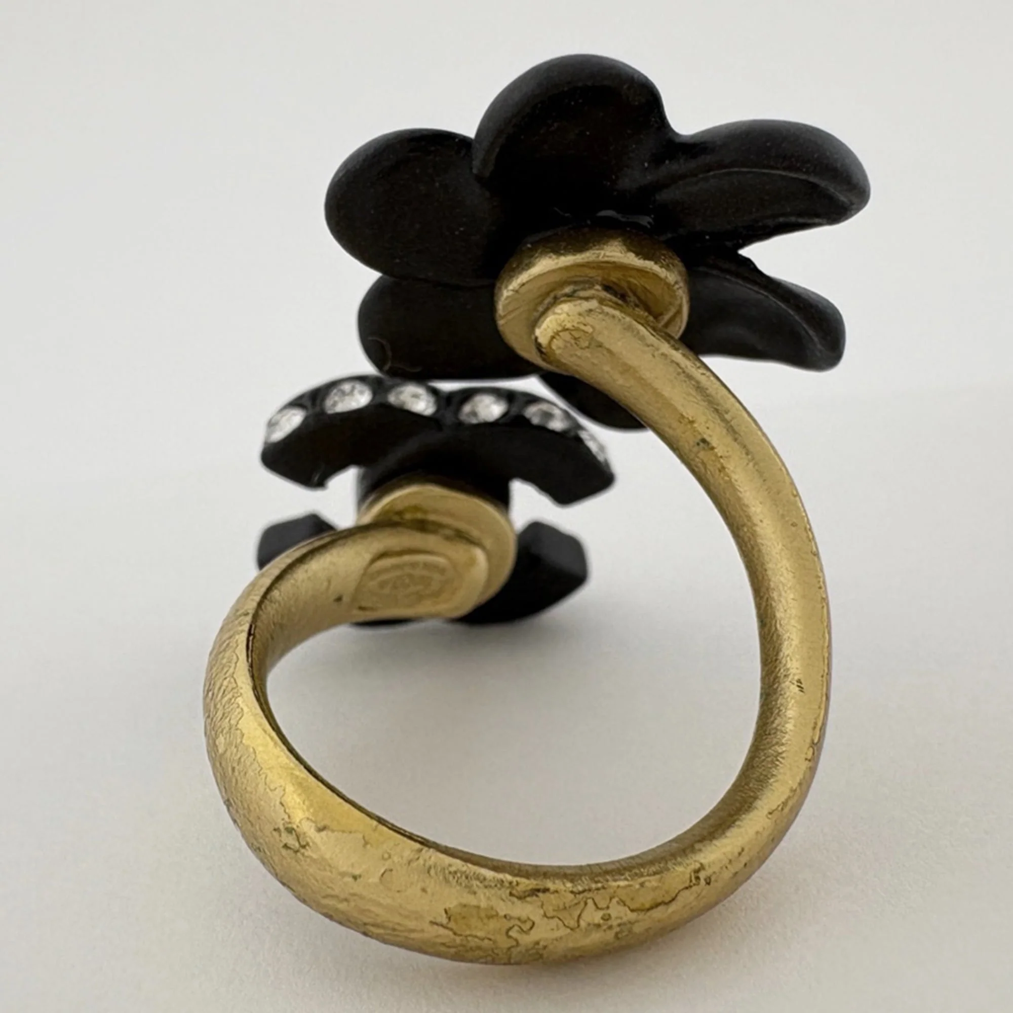 CC Logo Ring Metal - Image 4