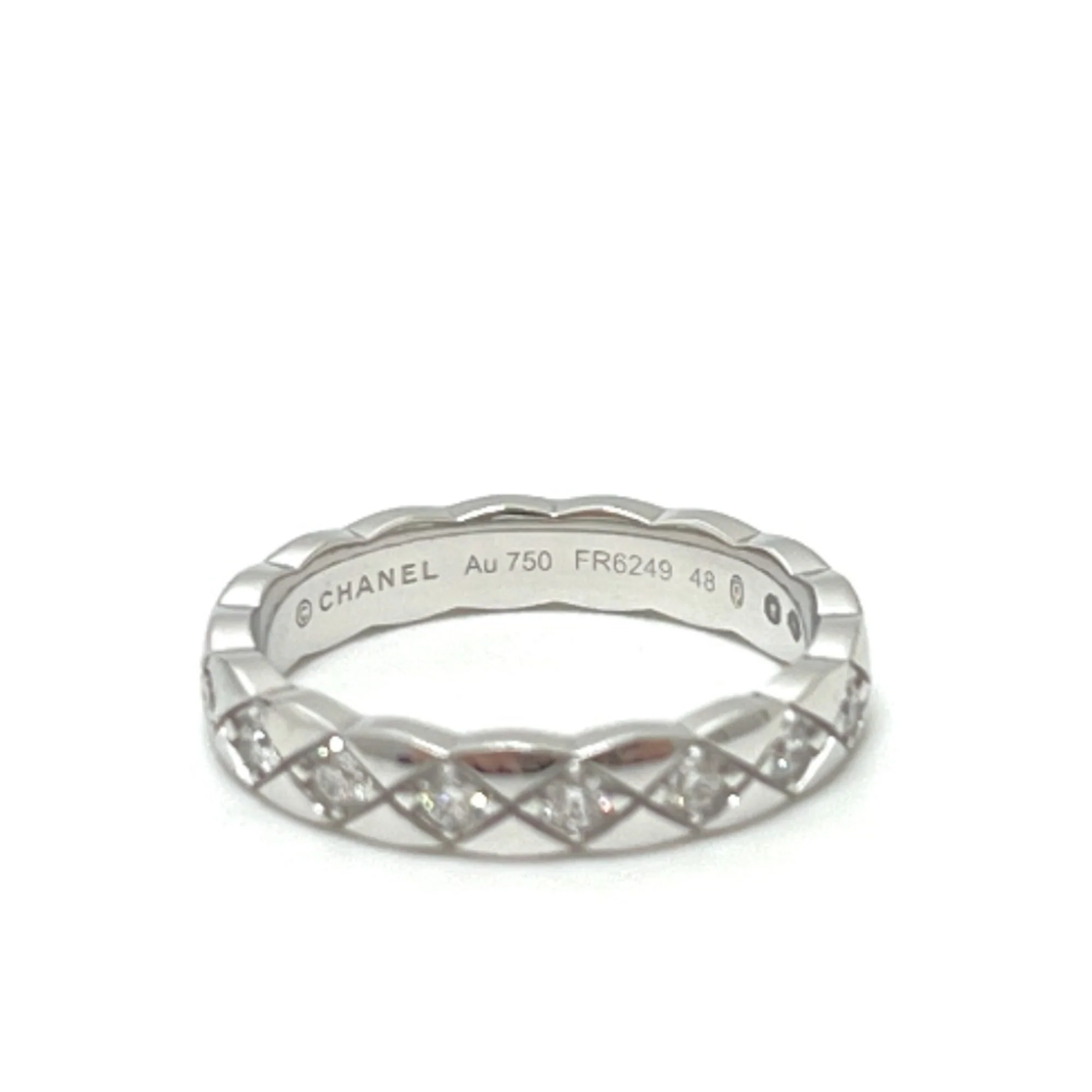 Coco Crush Ring 18K White Gold and Diamond - Image 3