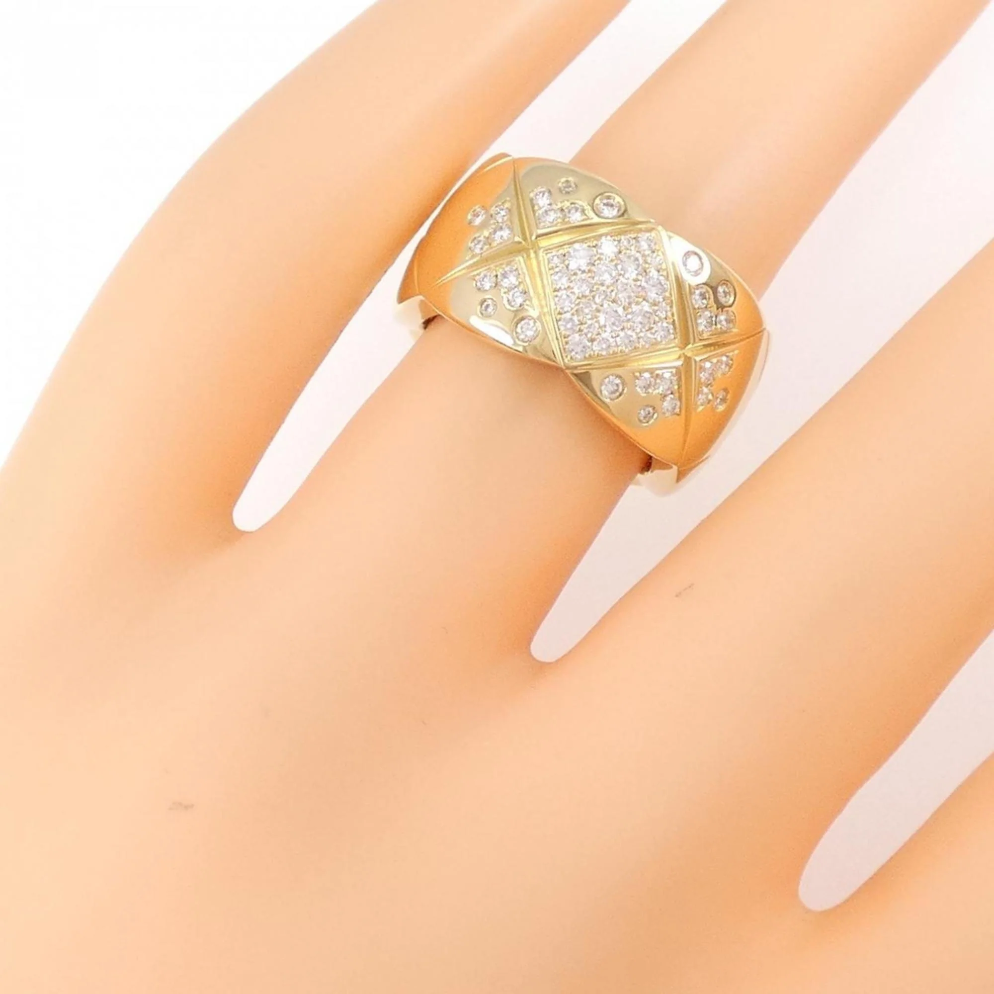 Coco Crush Ring 18K Yellow Gold Large - Image 5