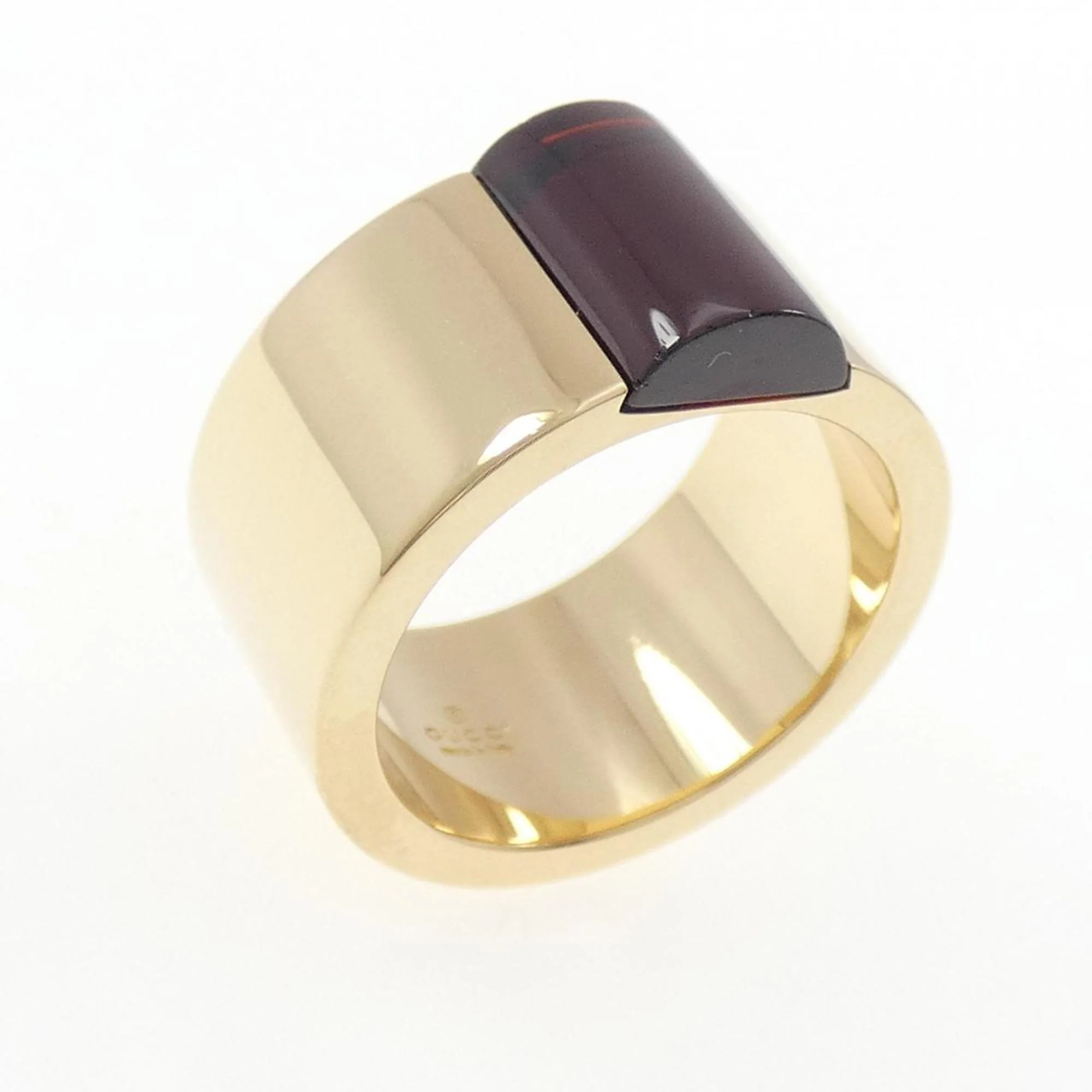 Ring 18K Yellow Gold With Garnet