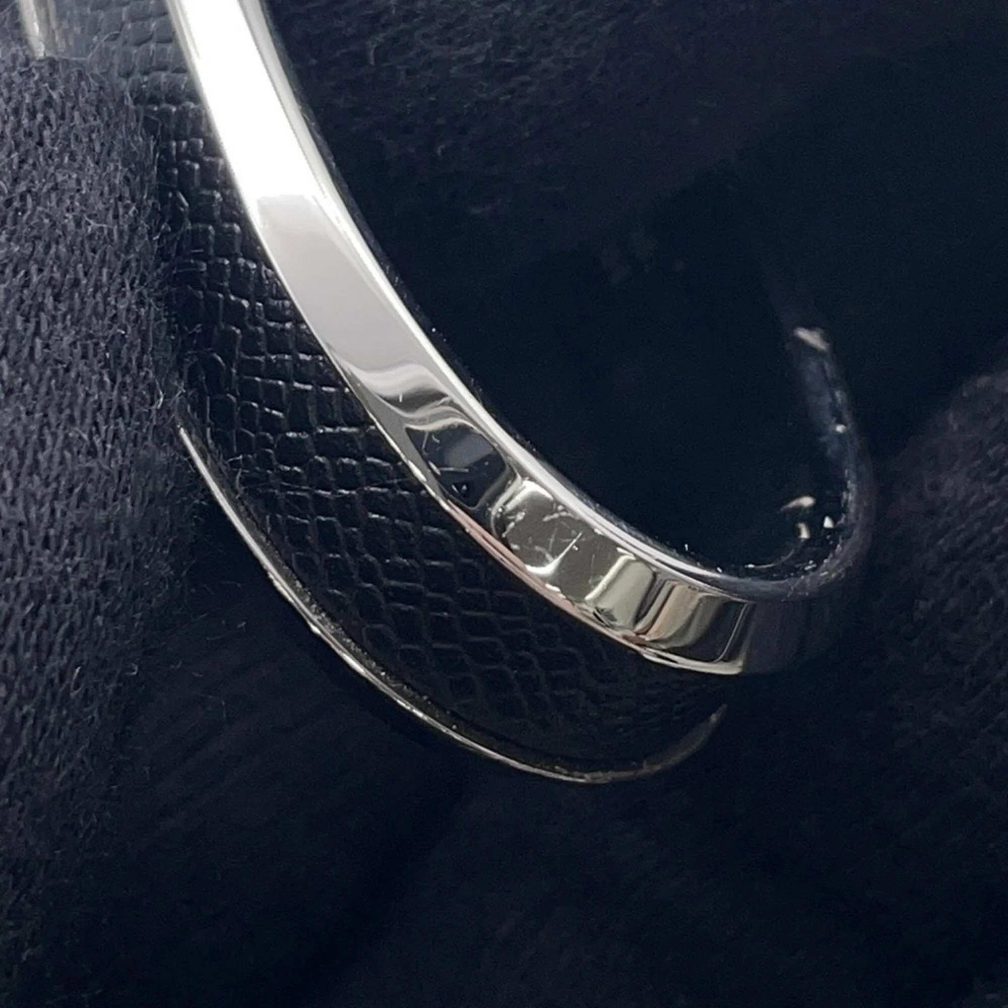Ring Epsom Leather and Metal Black - Image 6