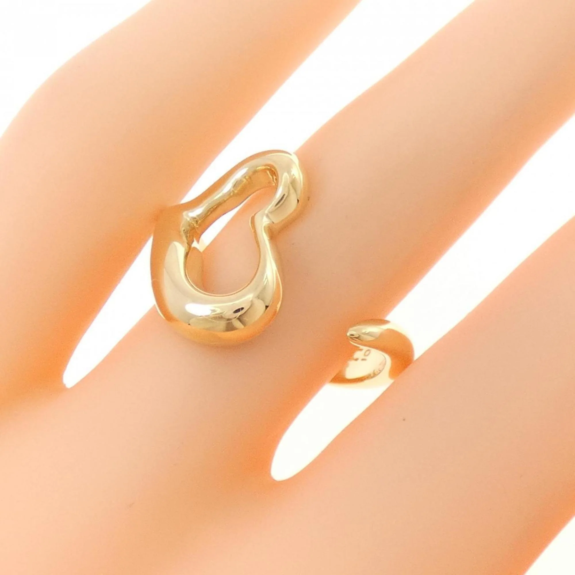 Open Heart Ring 18K Yellow Gold - Image 5