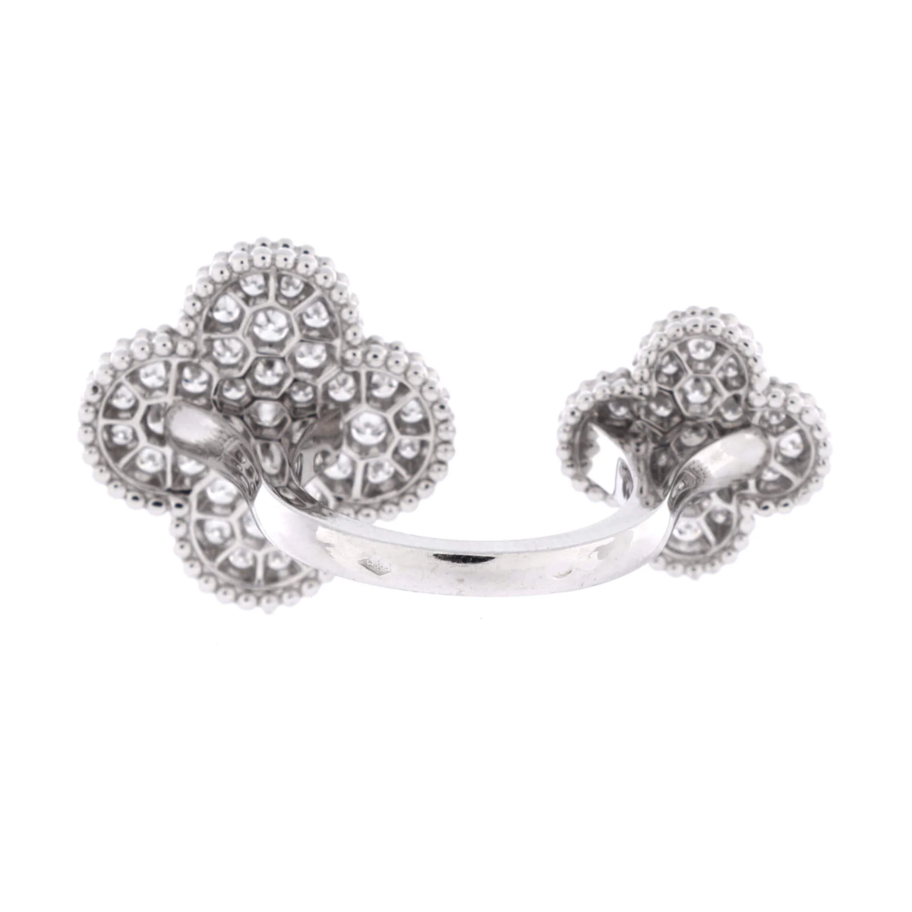 Magic Alhambra Between the Finger Ring 18K White Gold and Diamonds - Image 3