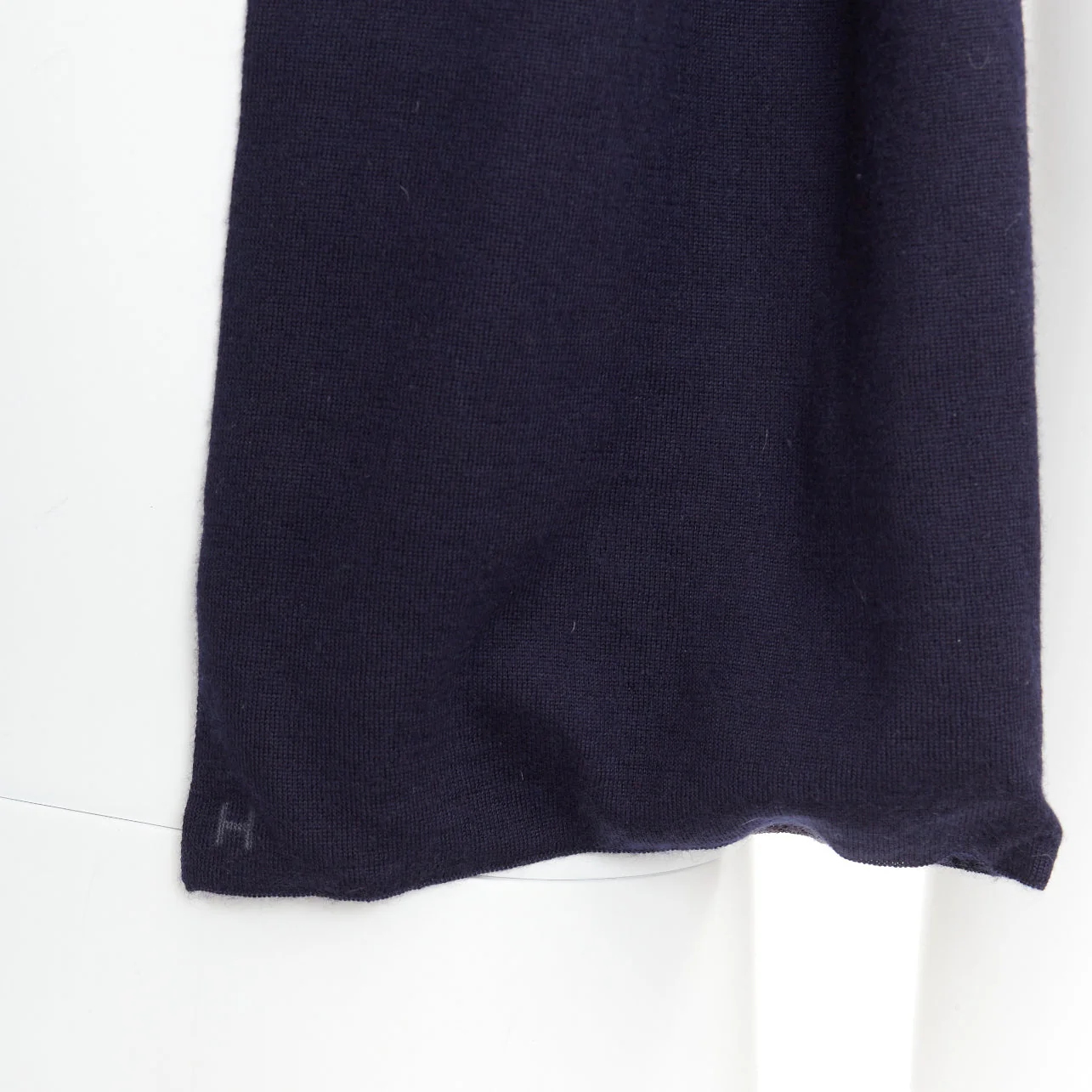 Hermes cashmere silk reversible H anagram long jersey scarf - Image 2