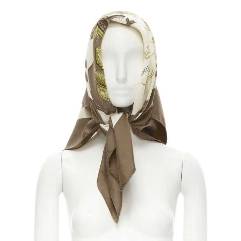 Hermes Hugo Grygkar Brides de Gala print silk scarf - Image 6
