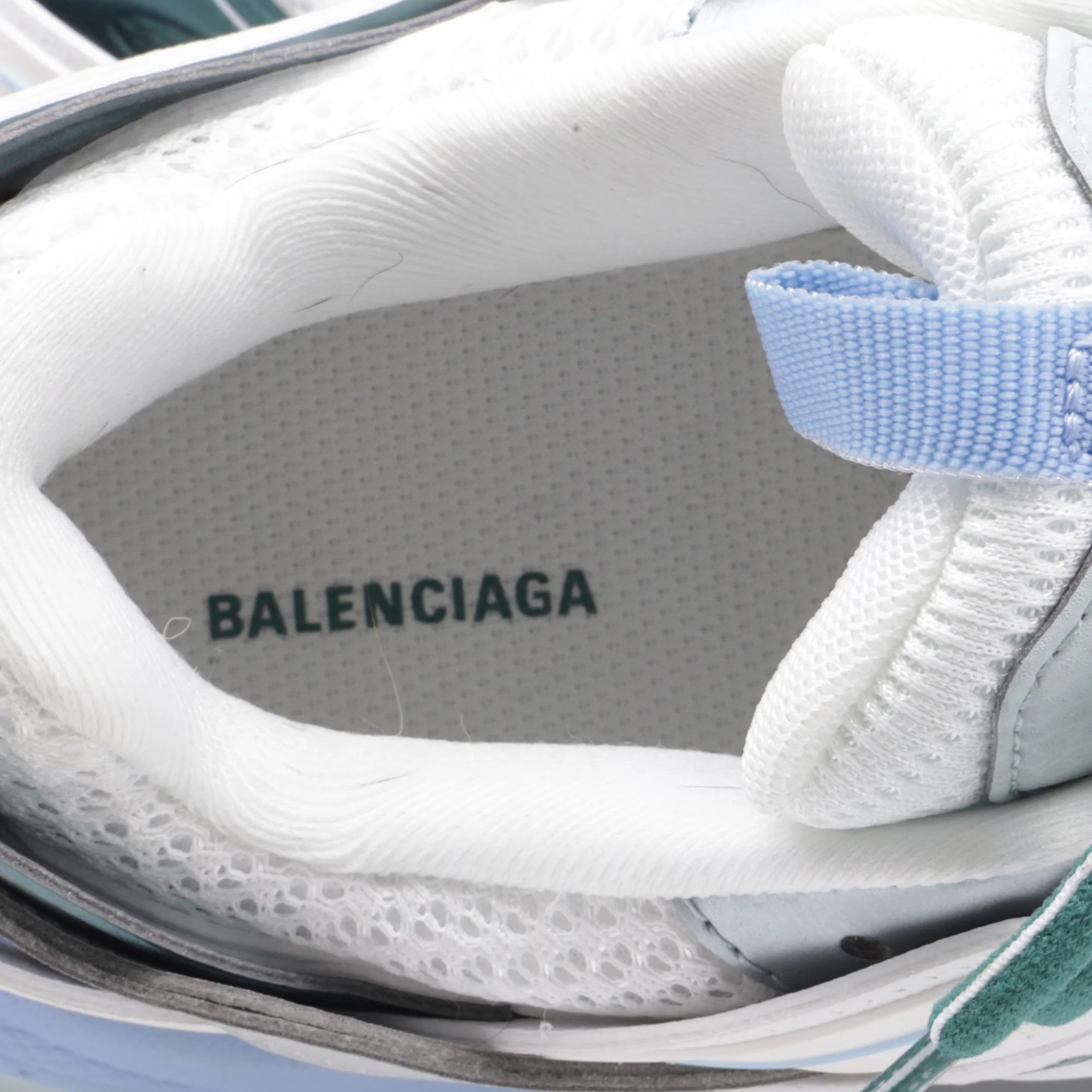 Women's Balenciaga Track.2 Sneakers in Multicolor Polyurethane - Image 8