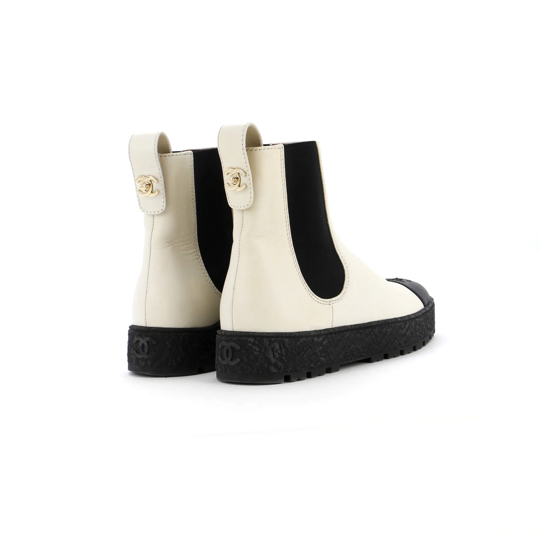 Women's CC Turnlock Cap Toe Chelsea Boots Leather - Image 3