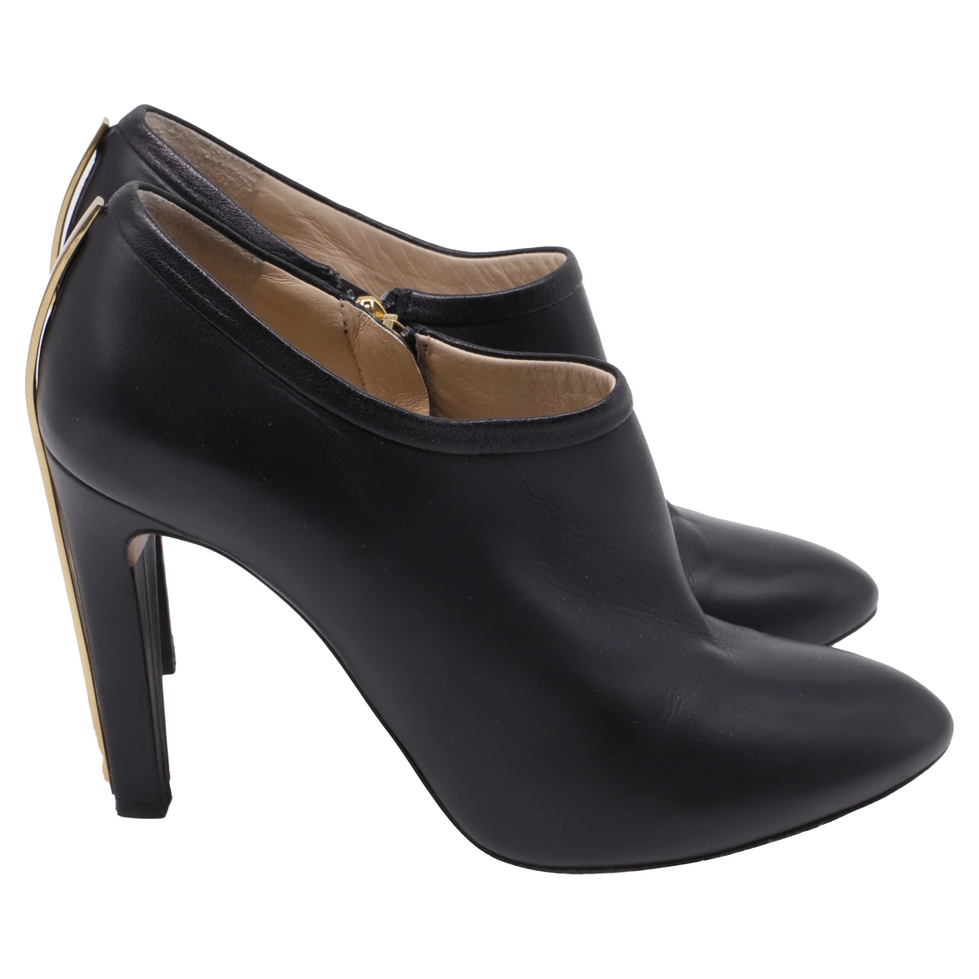 Women's Chloé Back Plated Accent Ankle Boots in Black Leather