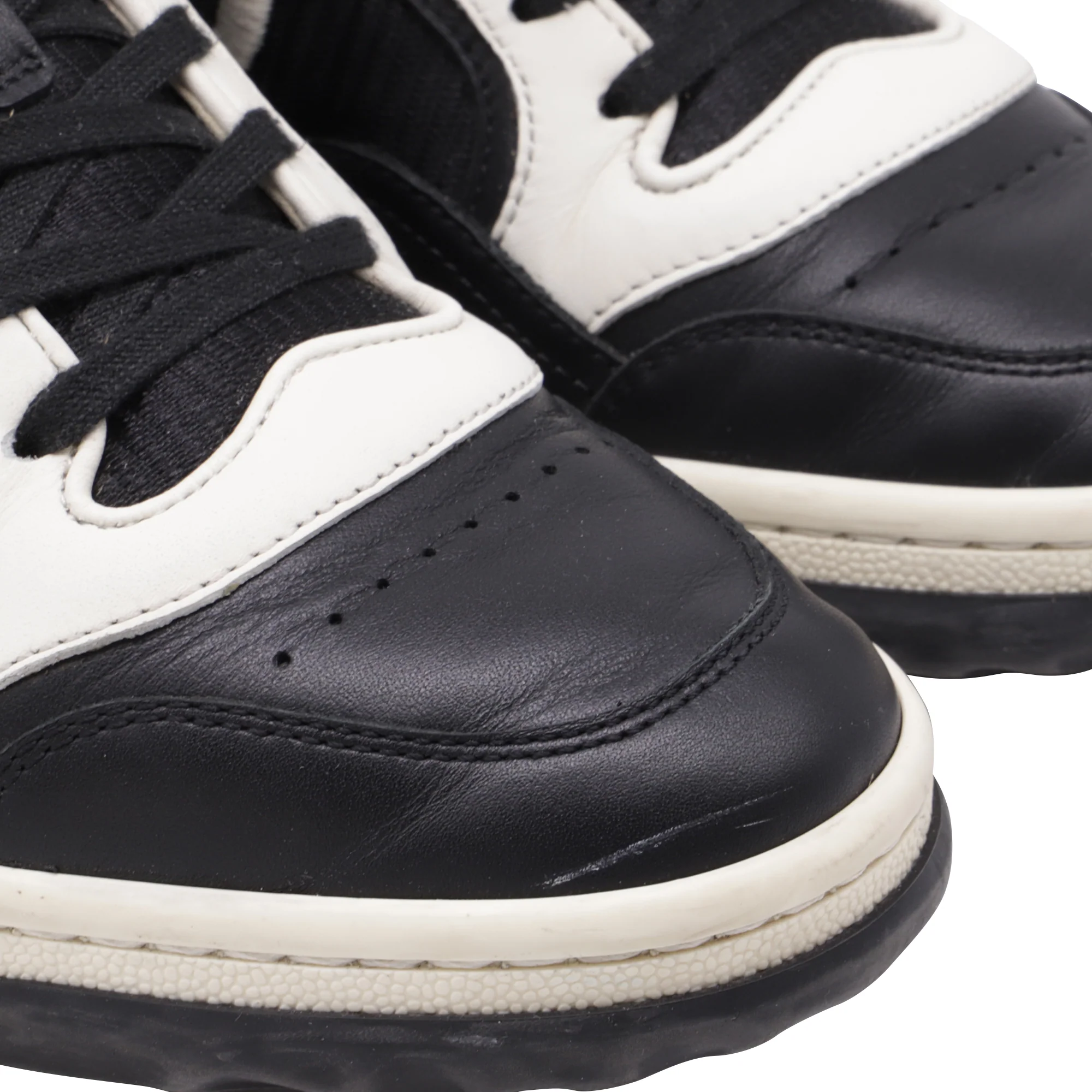 Women's Gucci MAC80 Low-Top Sneakers in Black Leather - Image 7