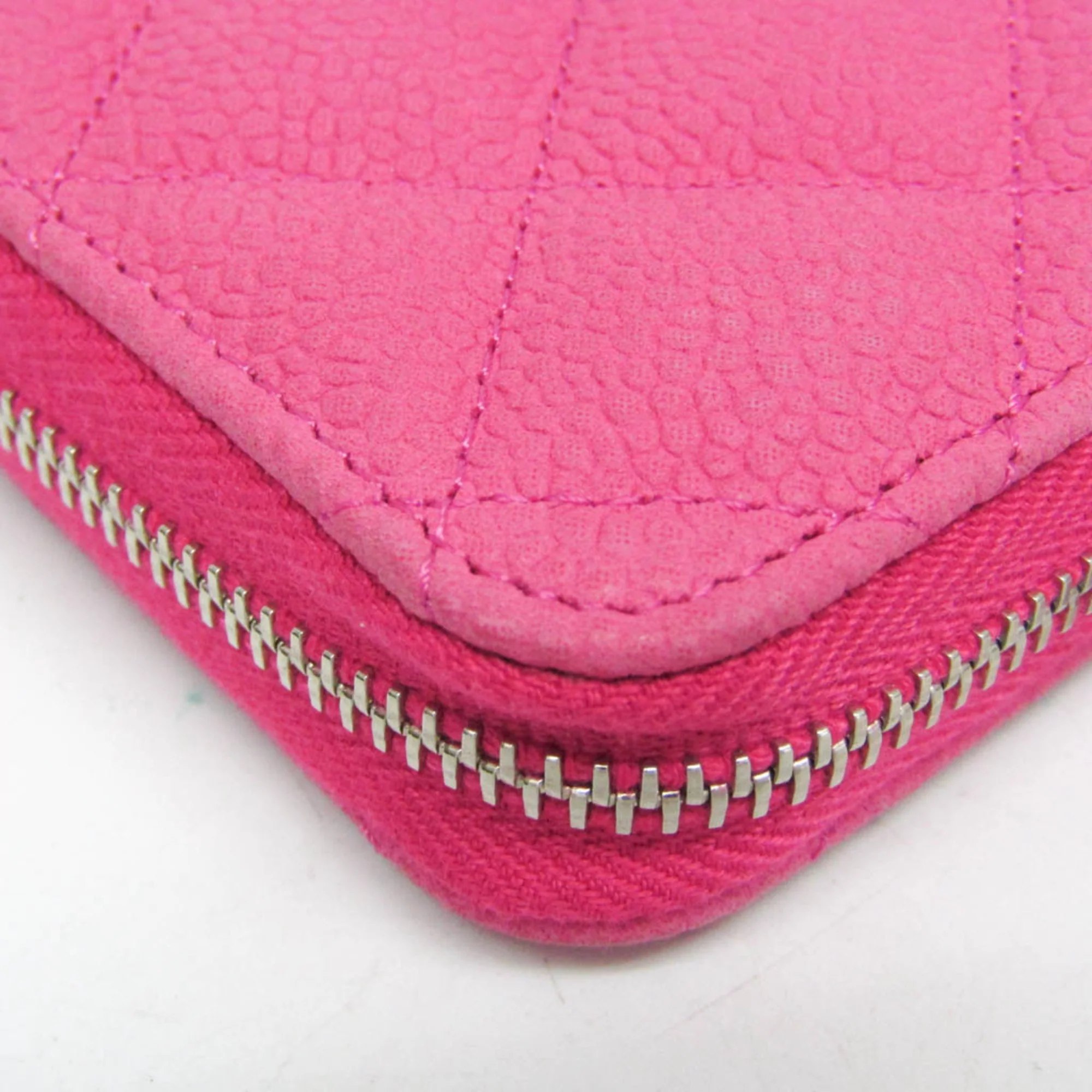 Zip Around Wallet Quilted Caviar Small - Image 8
